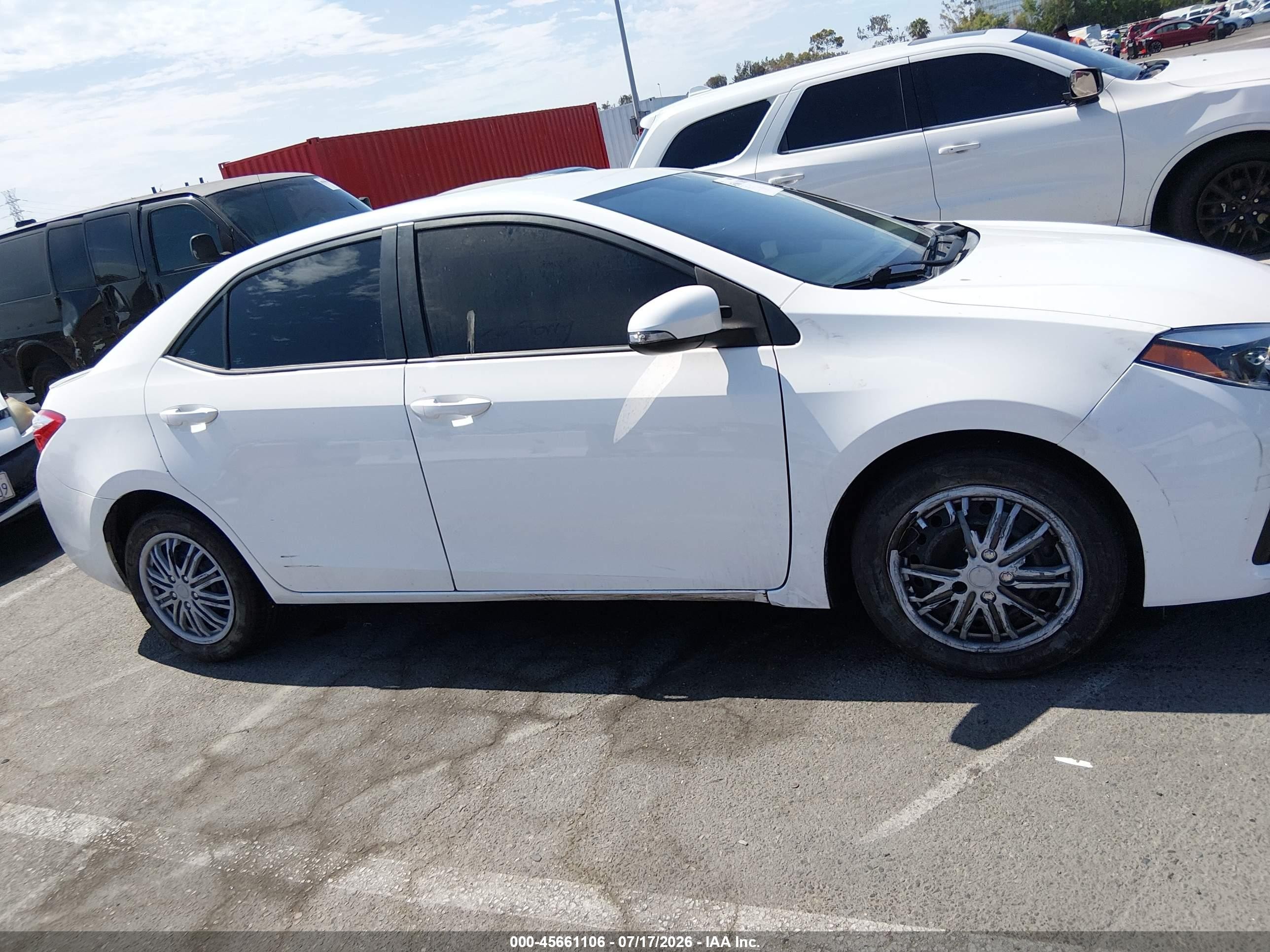 2014 Toyota Corolla S White vin: 5YFBURHE2EP100955