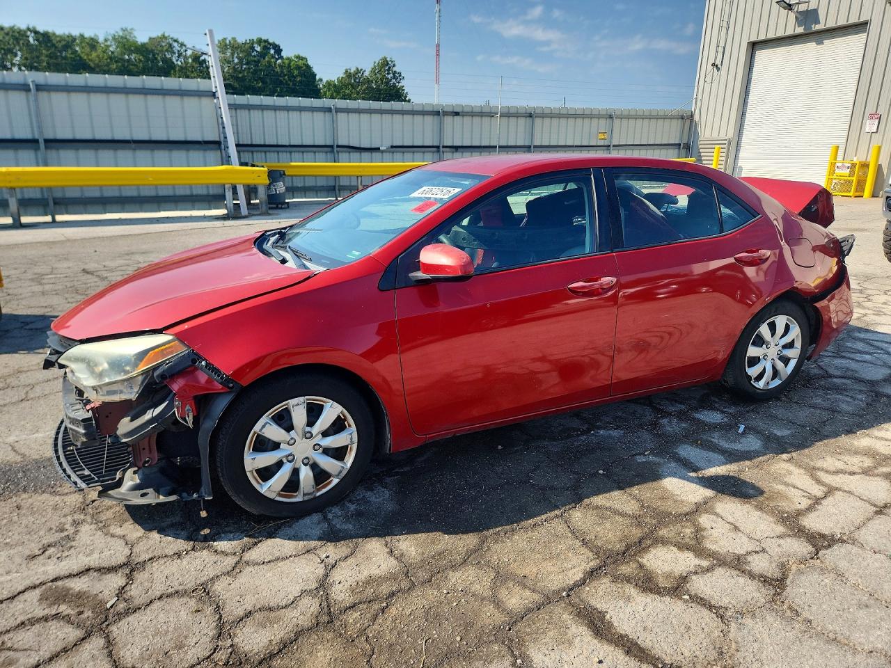 2014 Toyota Corolla Le Red vin: 5YFBURHE2EP110711