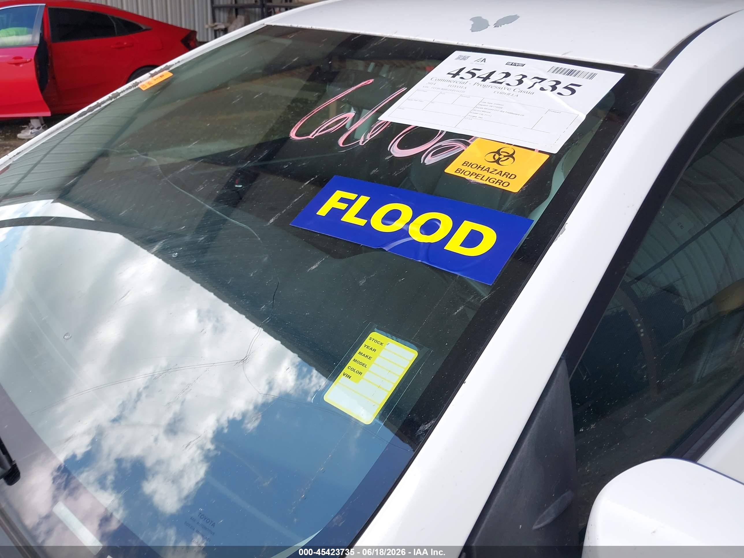 2014 Toyota Corolla S Plus White vin: 5YFBURHE2EP116220