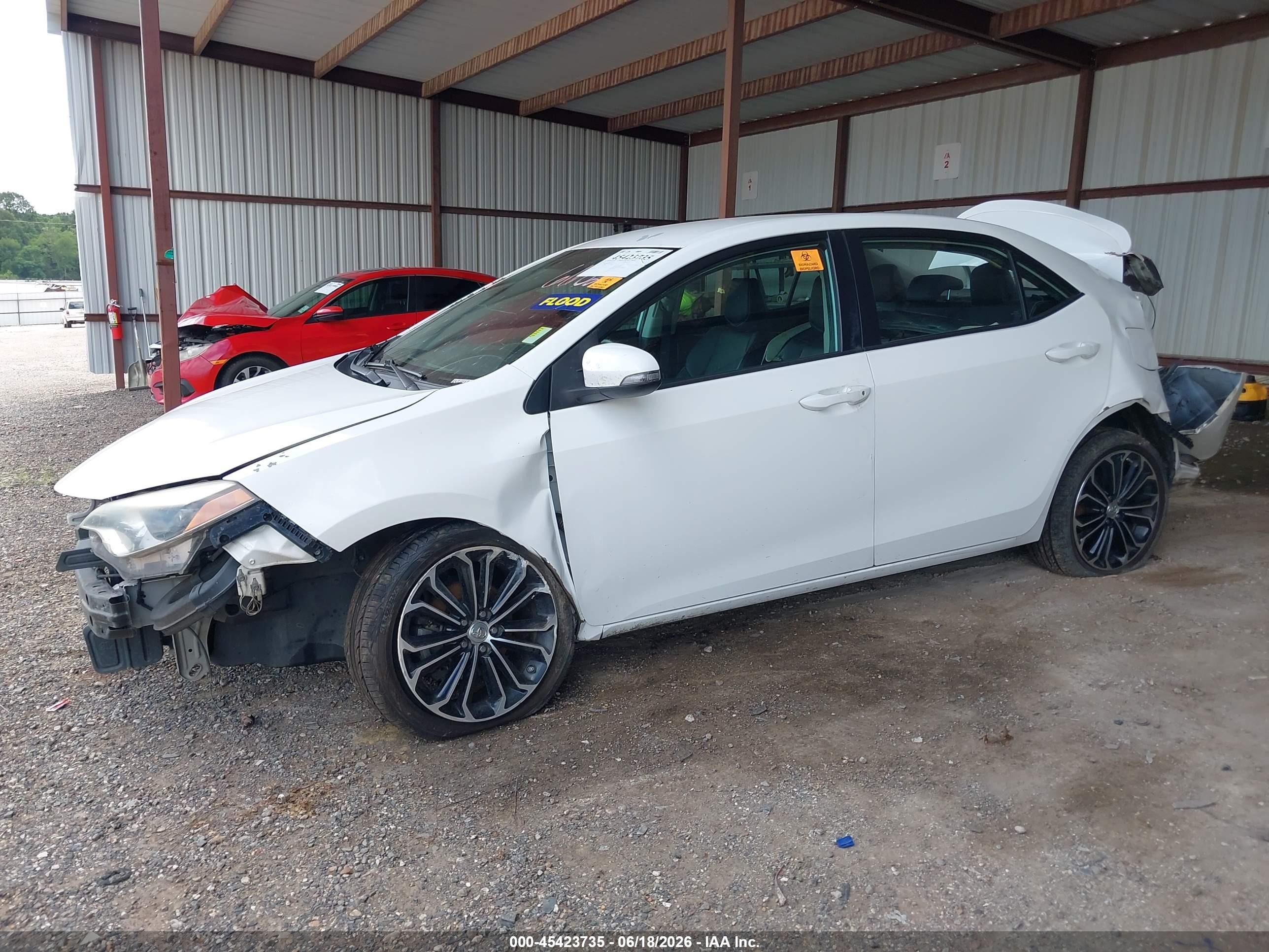 2014 Toyota Corolla S Plus White vin: 5YFBURHE2EP116220