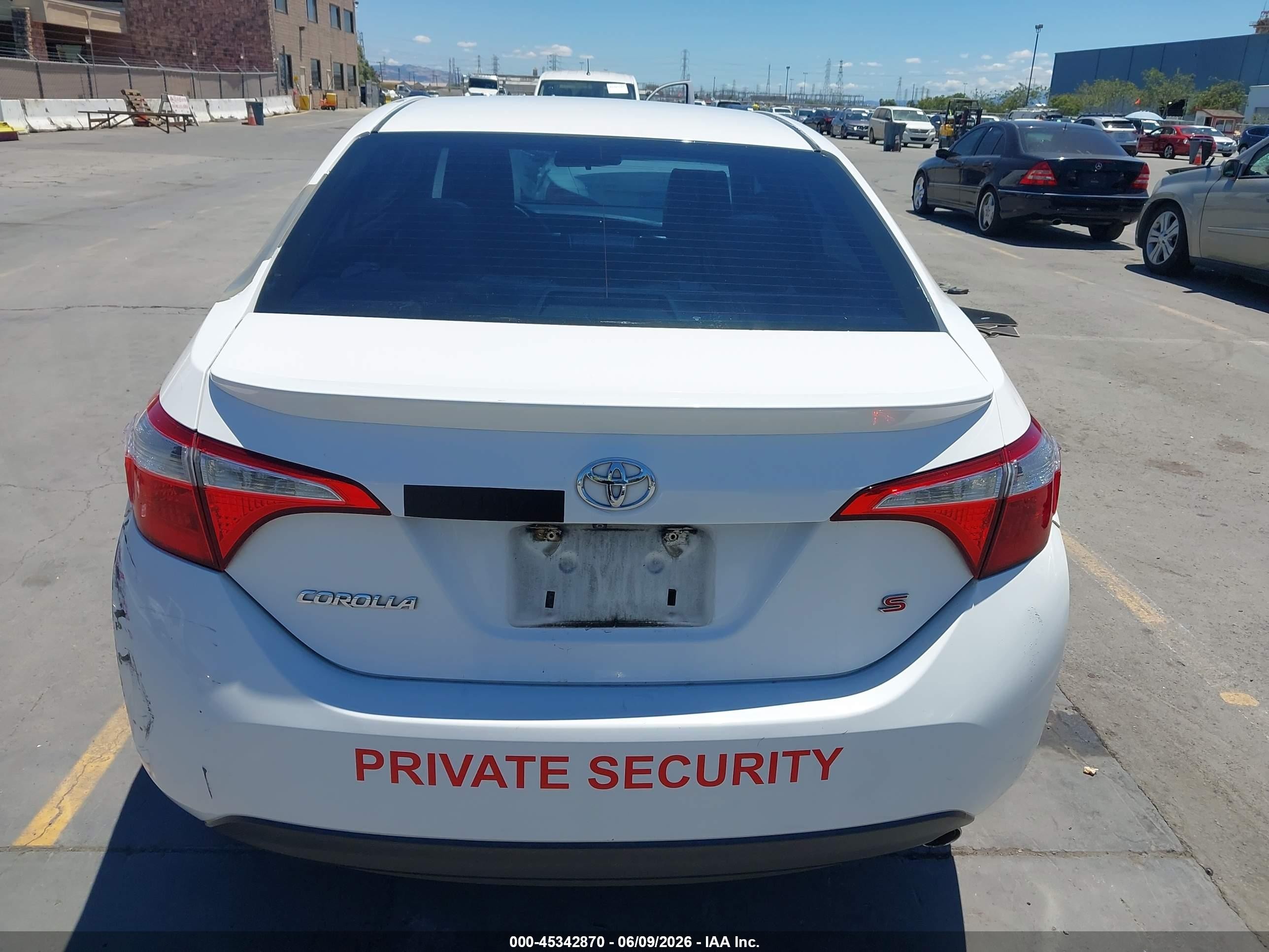 2014 Toyota Corolla S Plus White vin: 5YFBURHE2EP129274