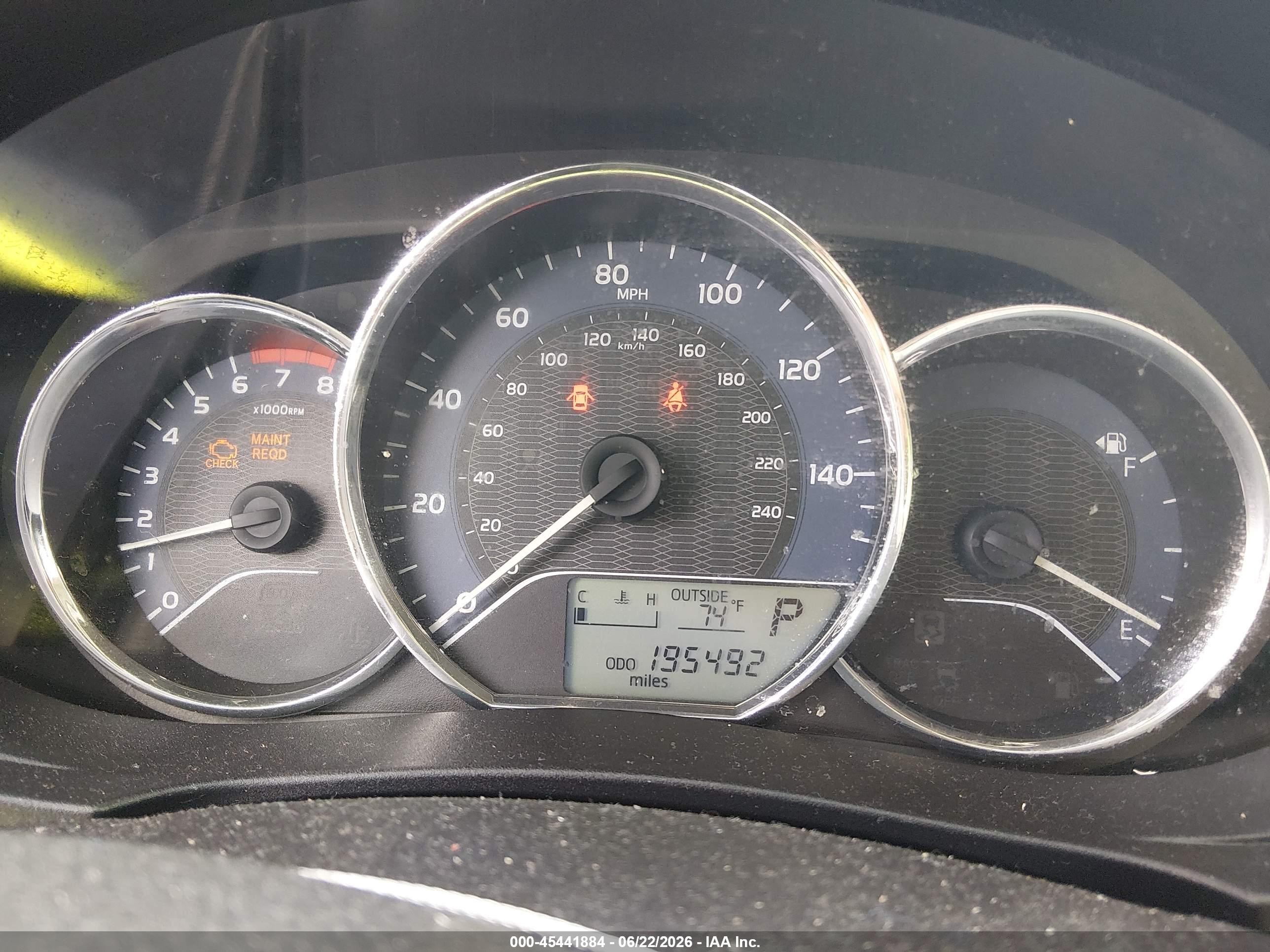 2014 Toyota Corolla Le Silver vin: 5YFBURHE2EP146849