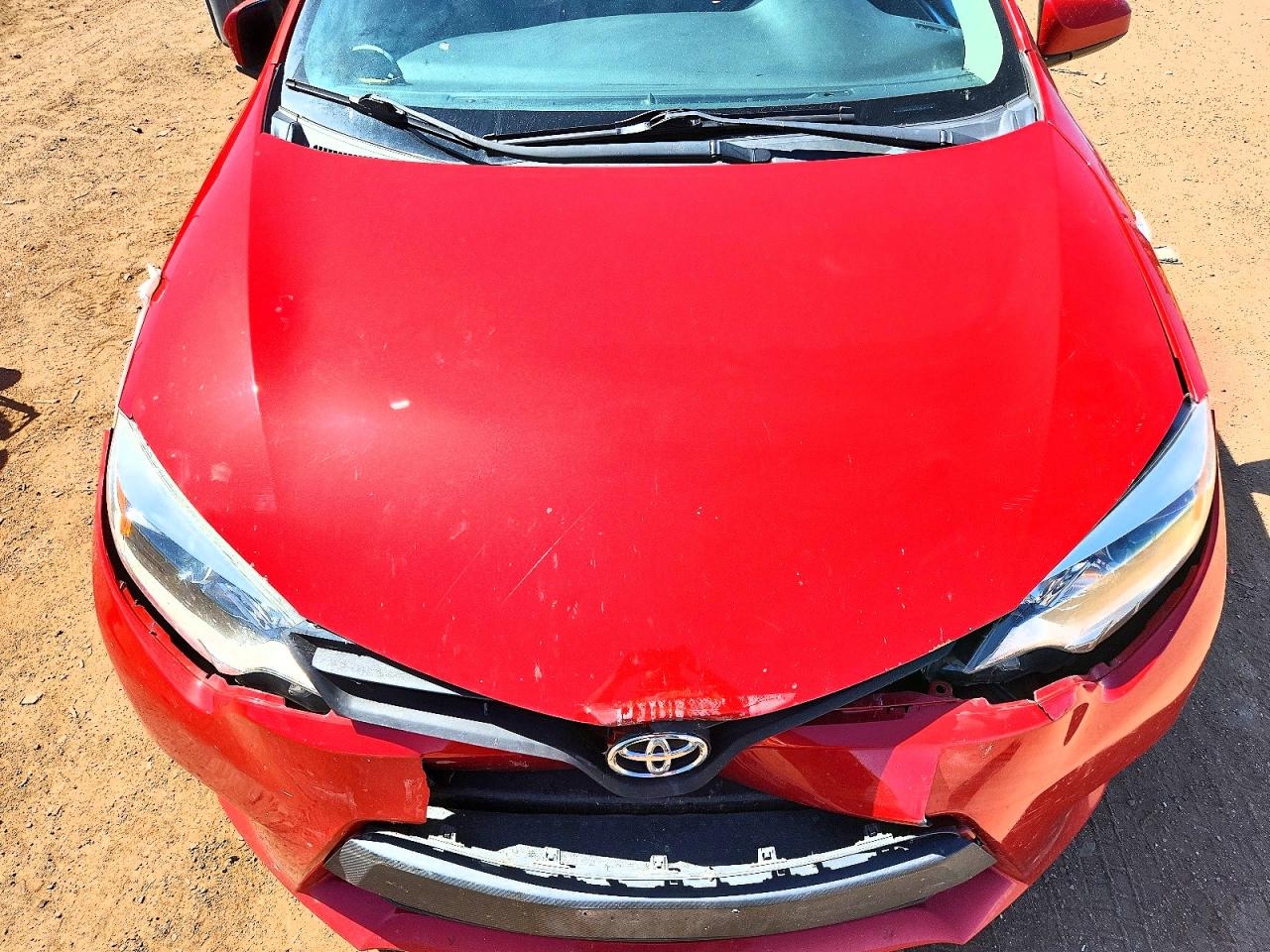 2014 Toyota Corolla Le Red vin: 5YFBURHE2EP153011