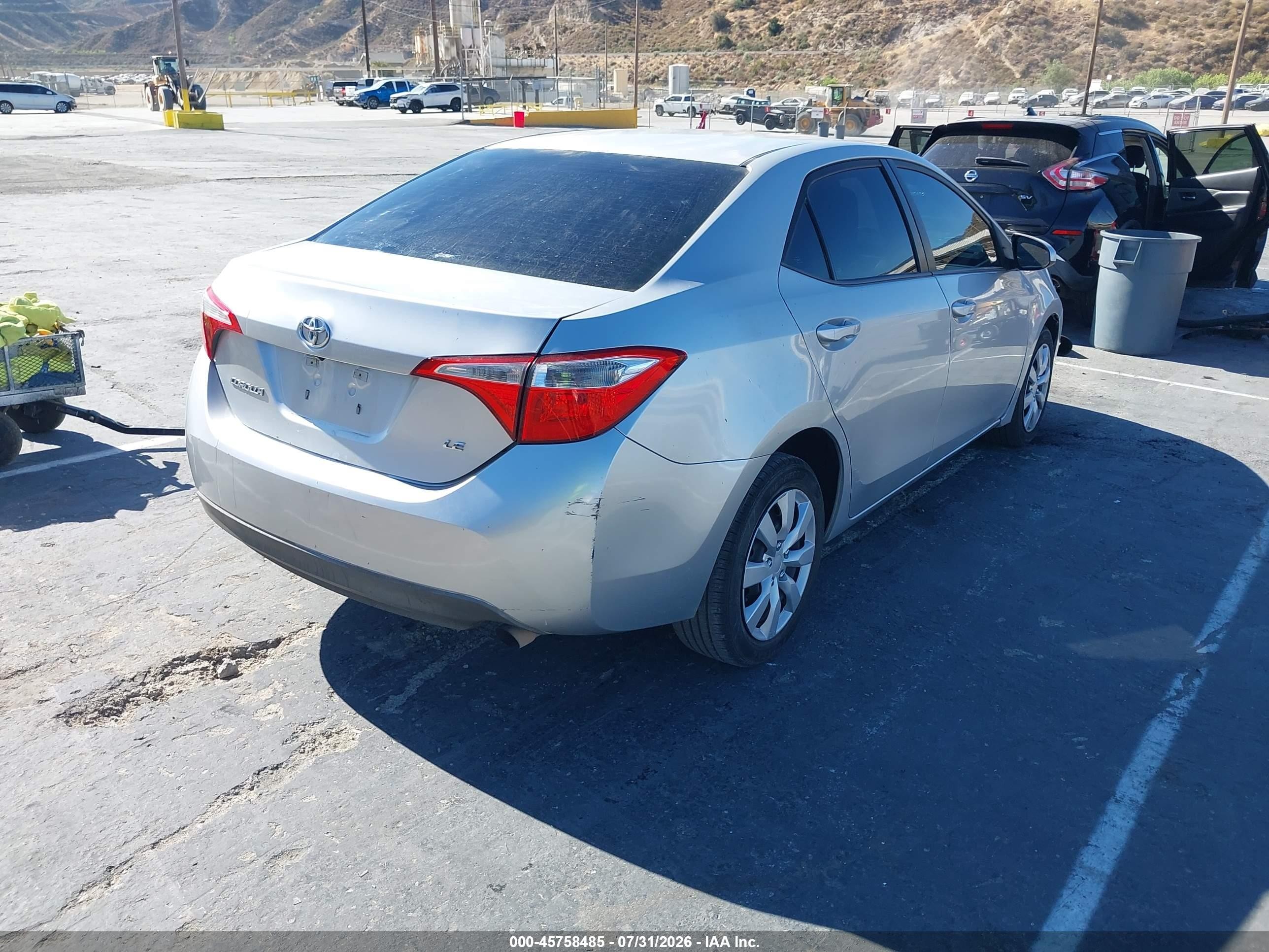 2014 Toyota Corolla Le Silver vin: 5YFBURHE2EP157866