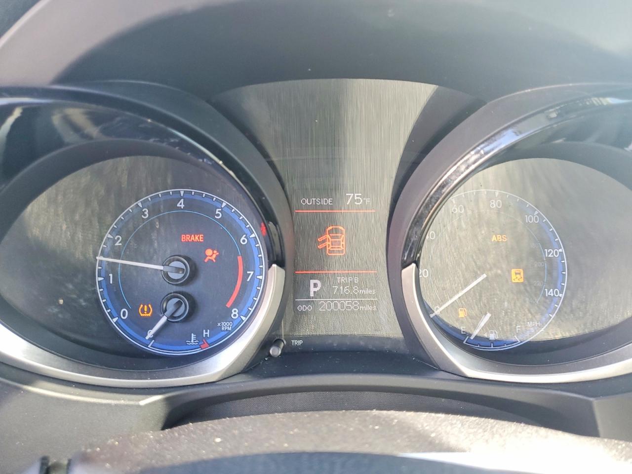 2014 Toyota Corolla S Plus Белый vin: 5YFBURHE2EP171217