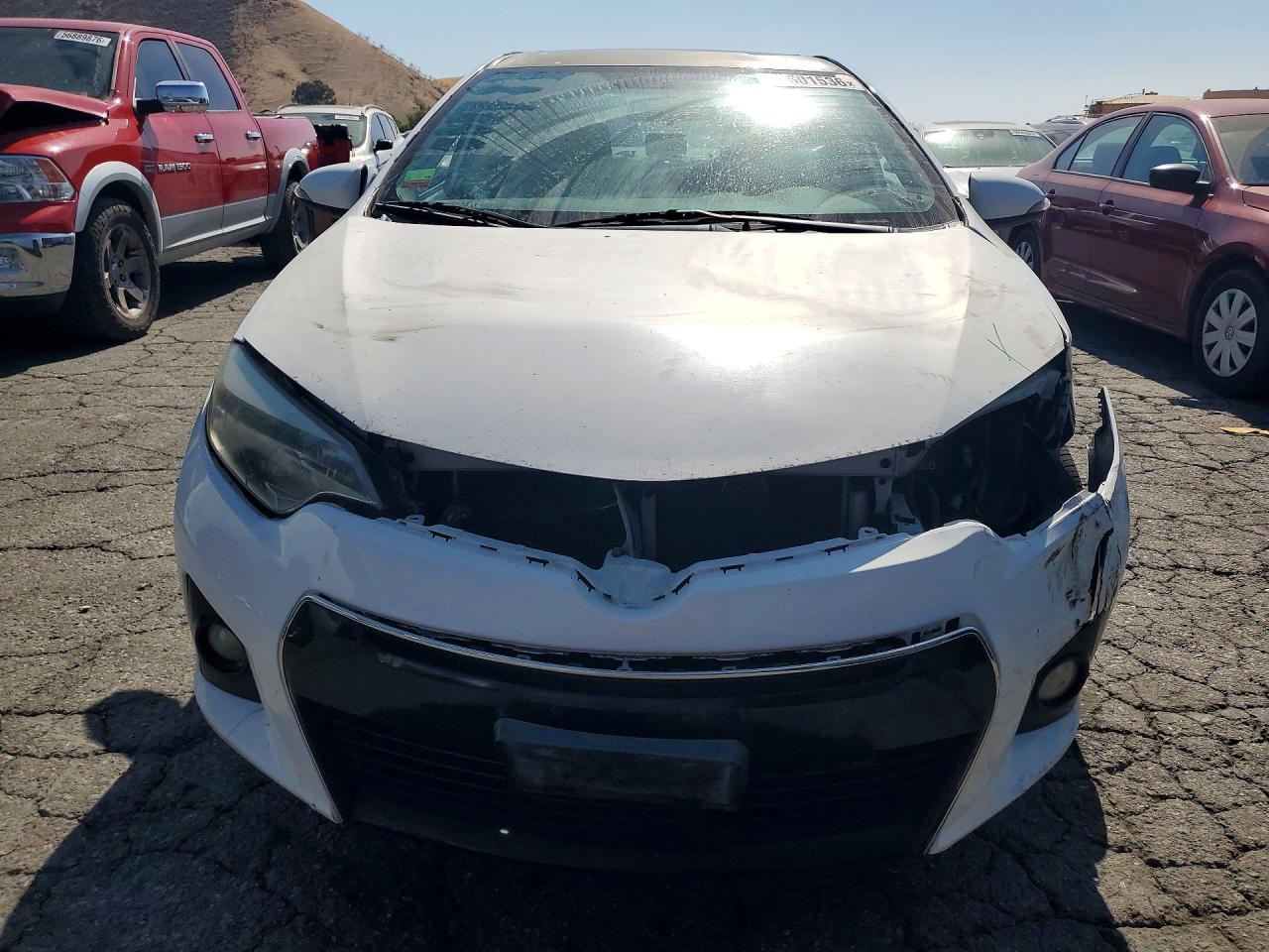 2014 Toyota Corolla S Plus White vin: 5YFBURHE2EP175168