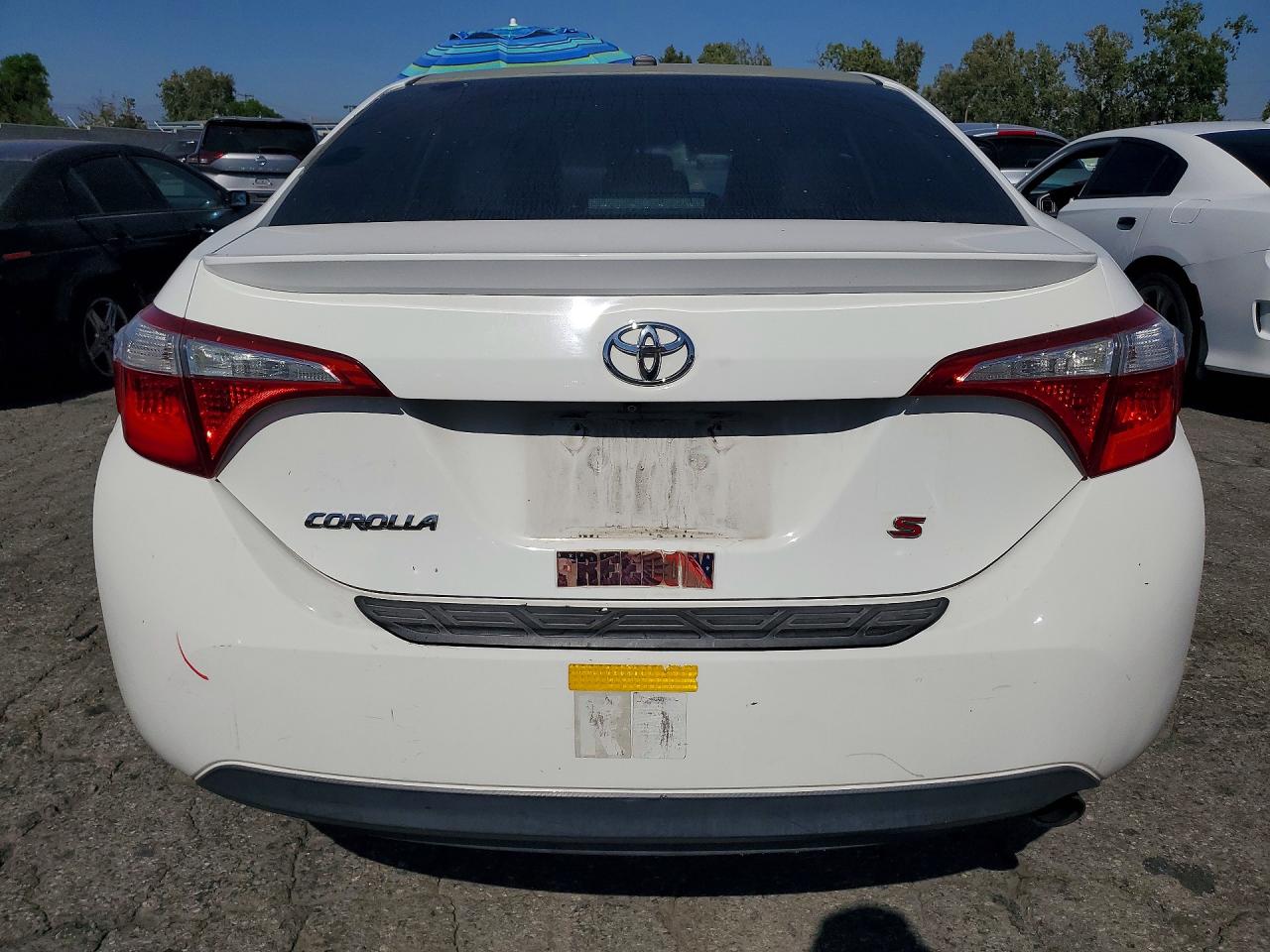 2014 Toyota Corolla S Plus White vin: 5YFBURHE2EP175168