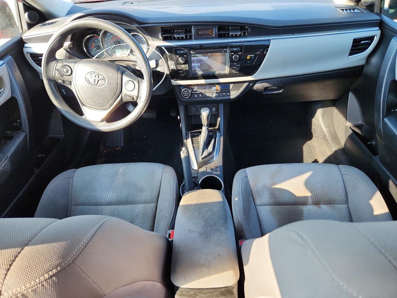 2014 Toyota Corolla Le Plus Red vin: 5YFBURHE2EP175591