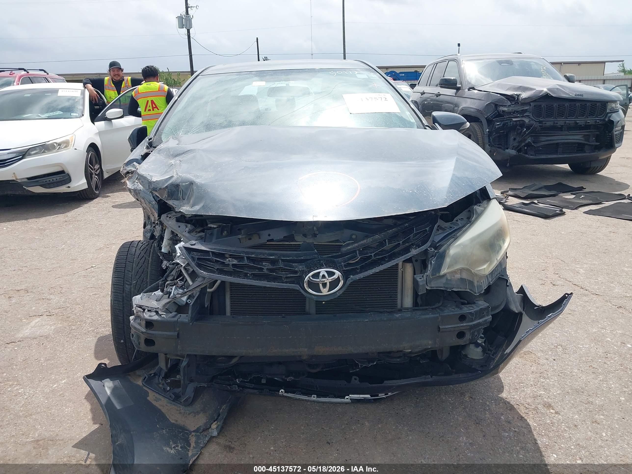 2015 Toyota Corolla S Plus Blue vin: 5YFBURHE2FP189346