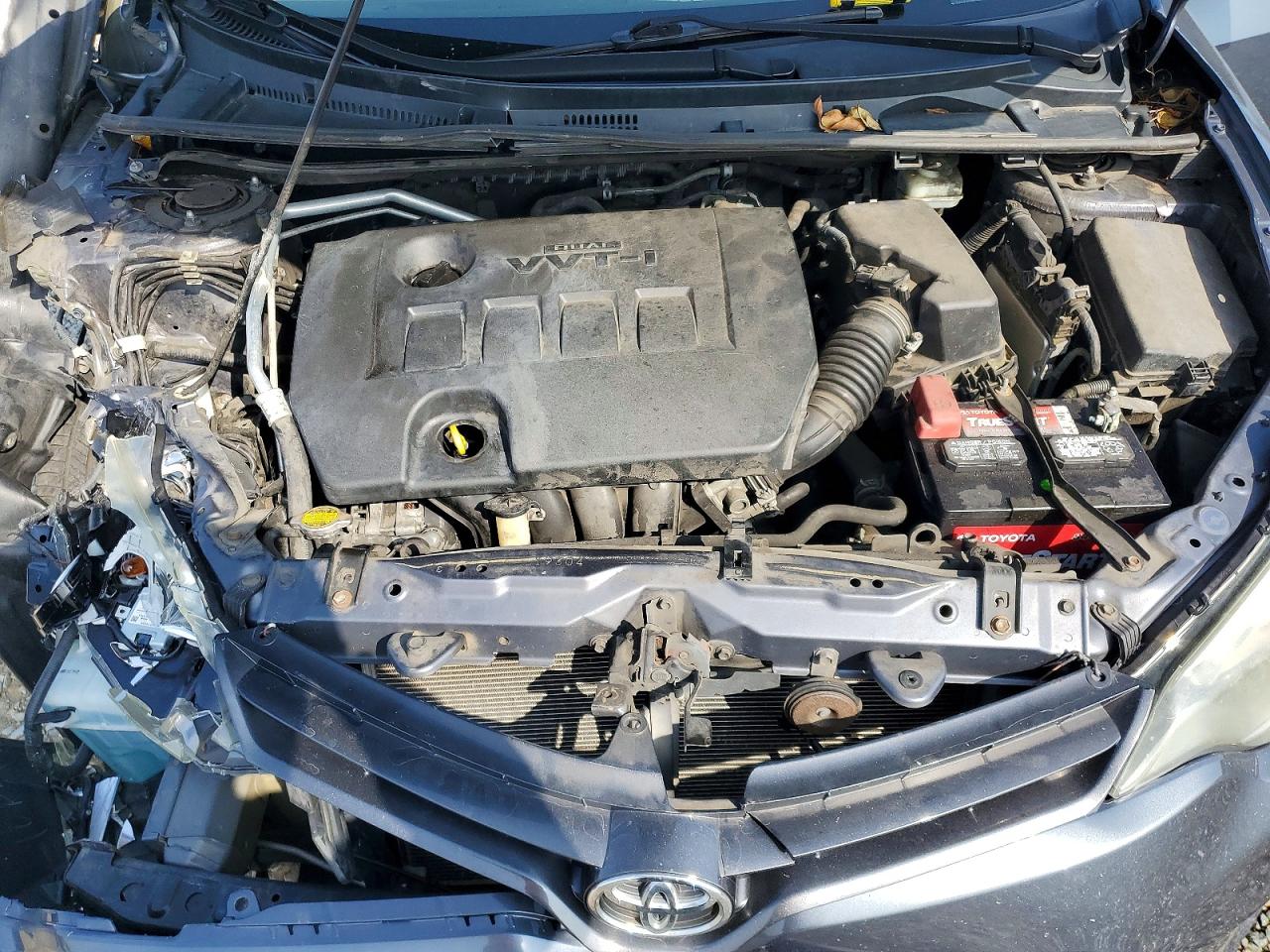 2015 Toyota Corolla Le Gray vin: 5YFBURHE2FP194854