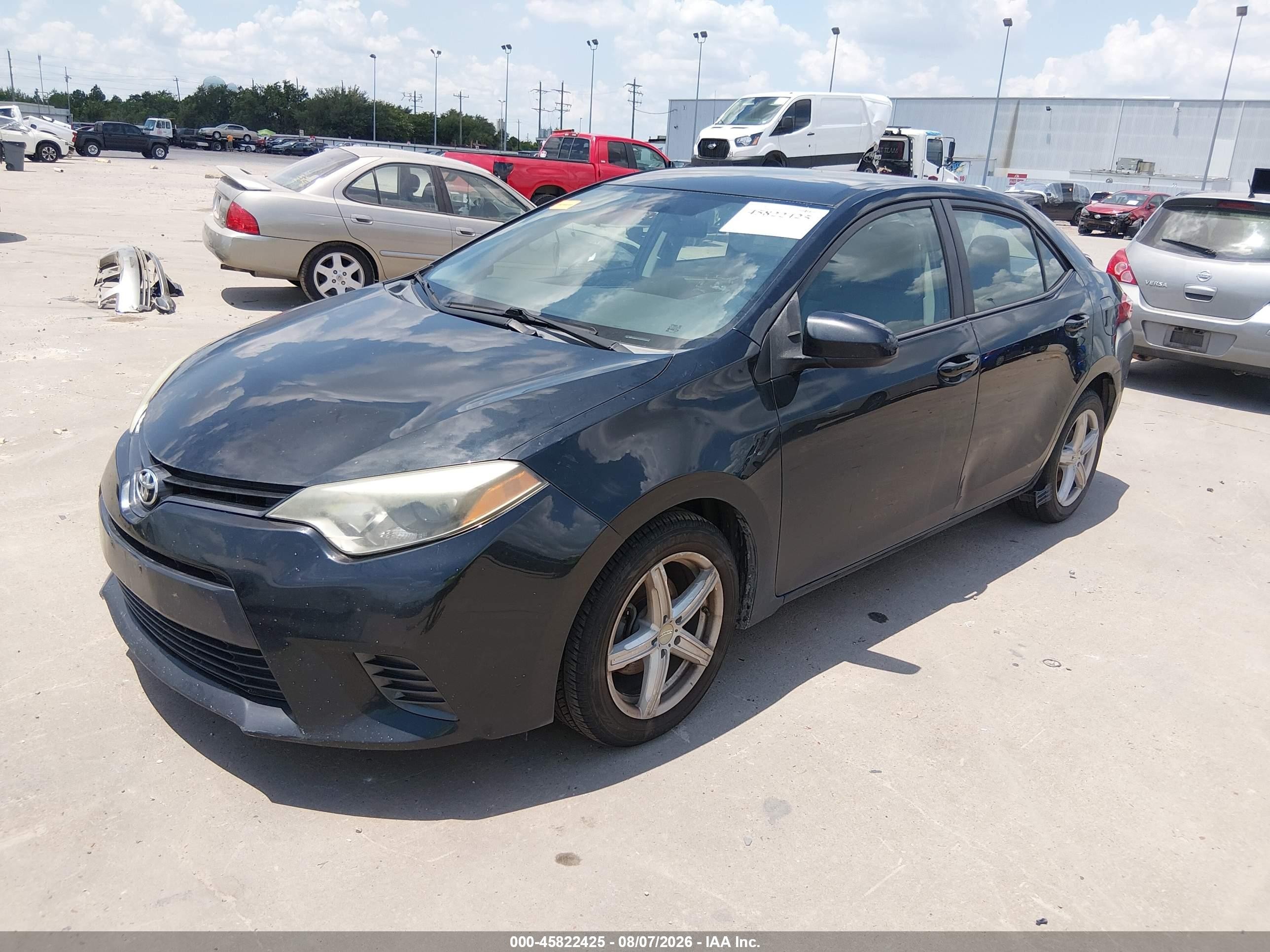 2015 Toyota Corolla Le Black vin: 5YFBURHE2FP211202