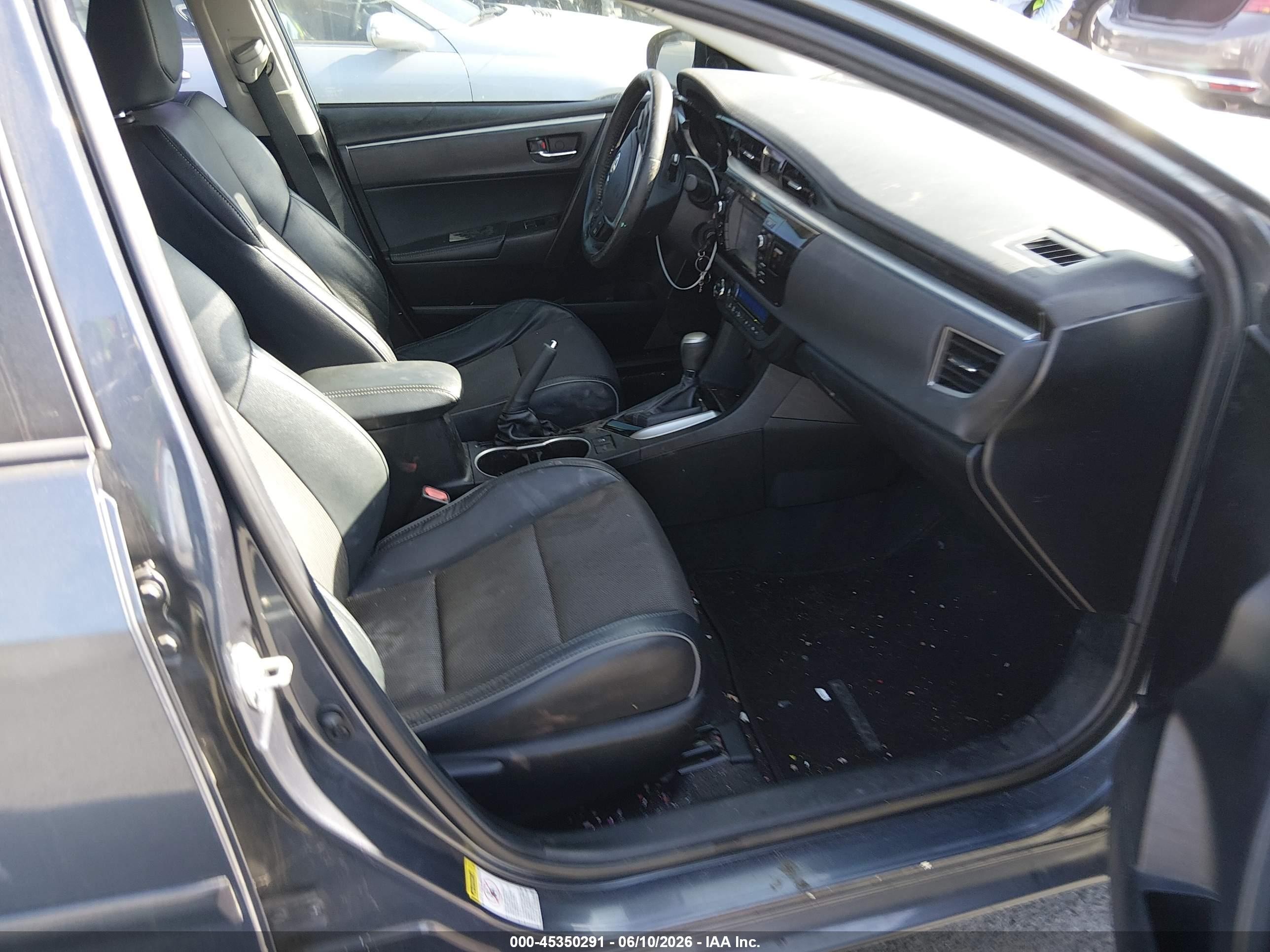 2015 Toyota Corolla S Plus Blue vin: 5YFBURHE2FP211779
