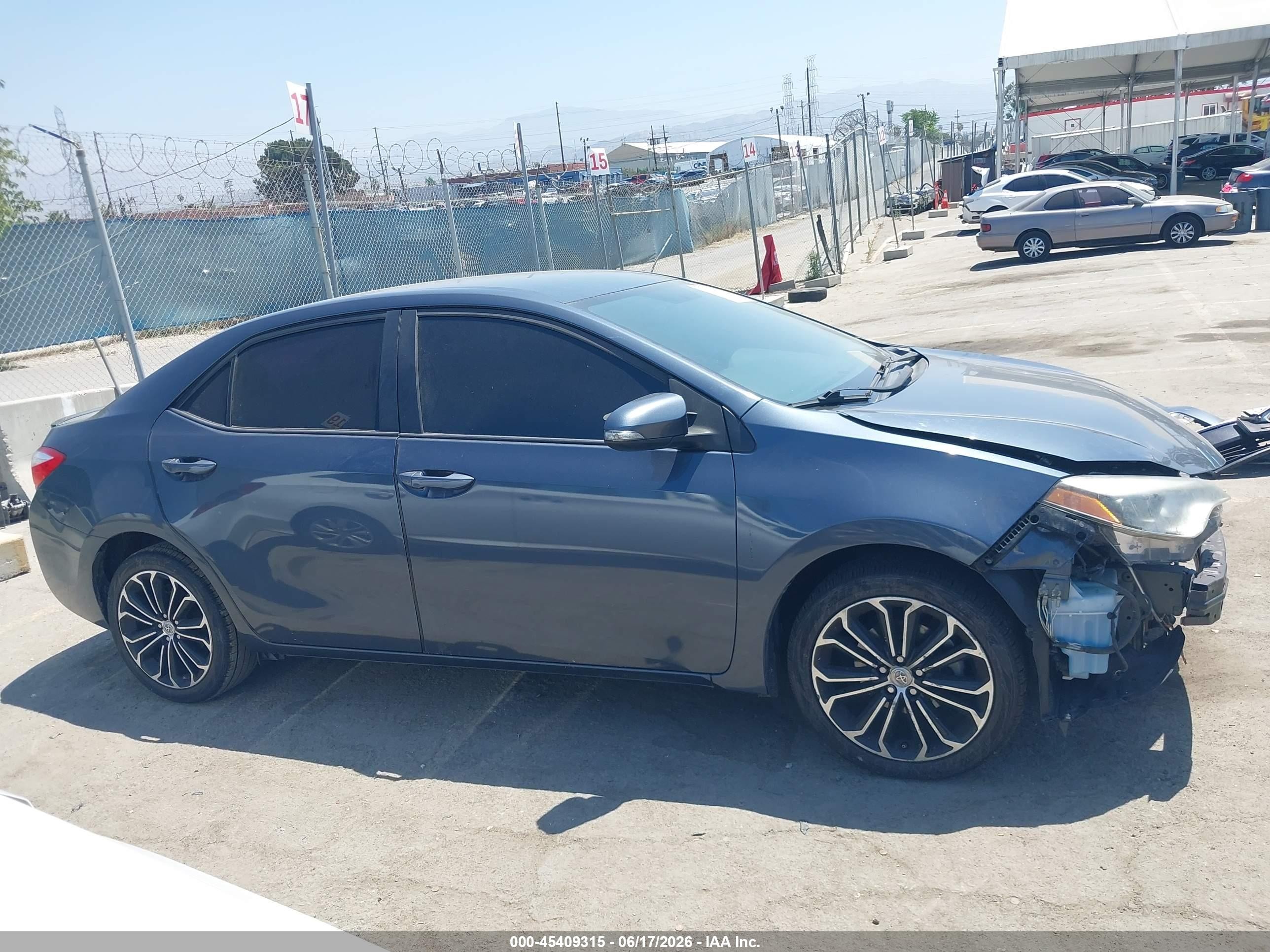 2015 Toyota Corolla S Plus Gray vin: 5YFBURHE2FP232860