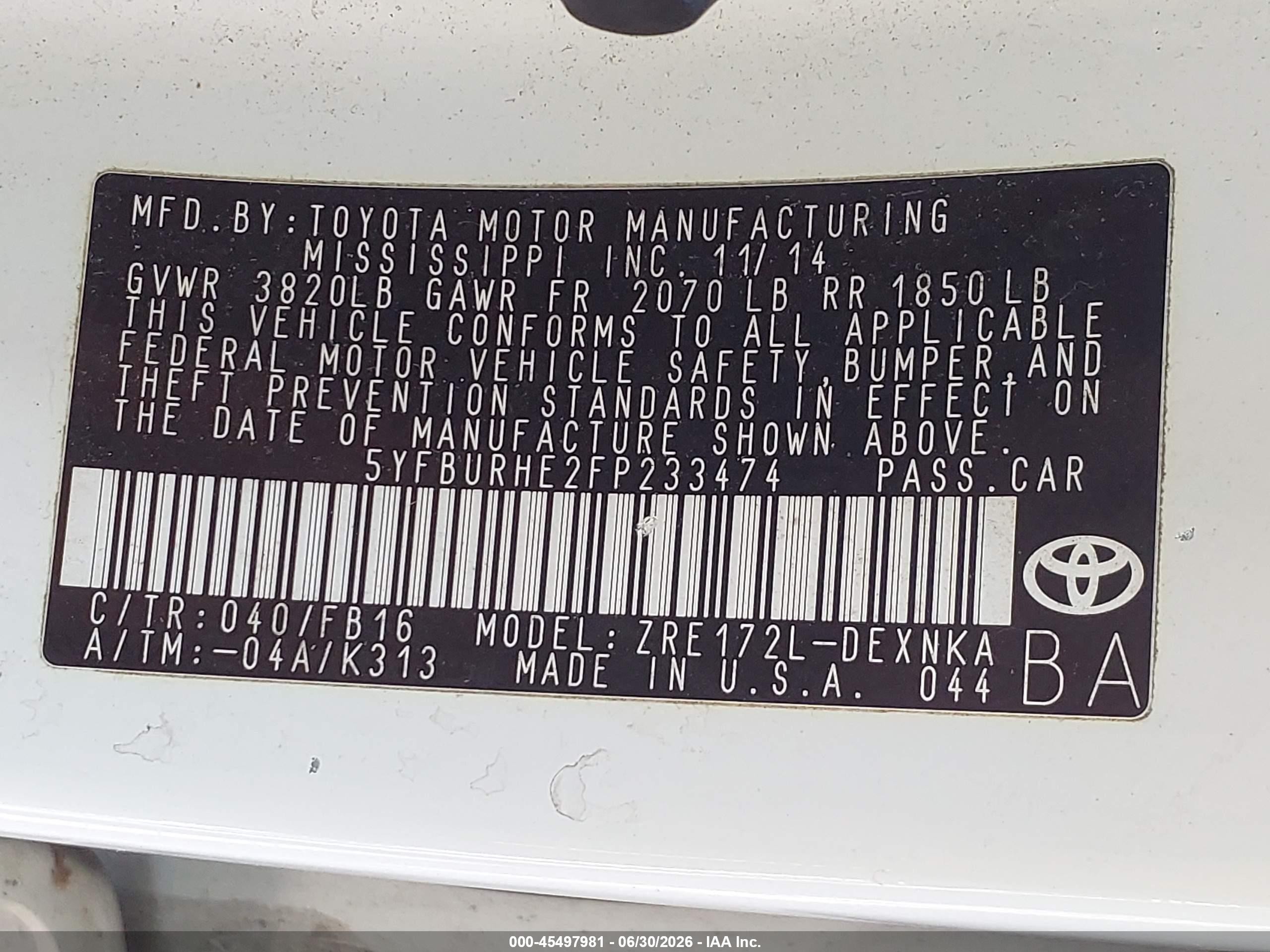2015 Toyota Corolla Le White vin: 5YFBURHE2FP233474