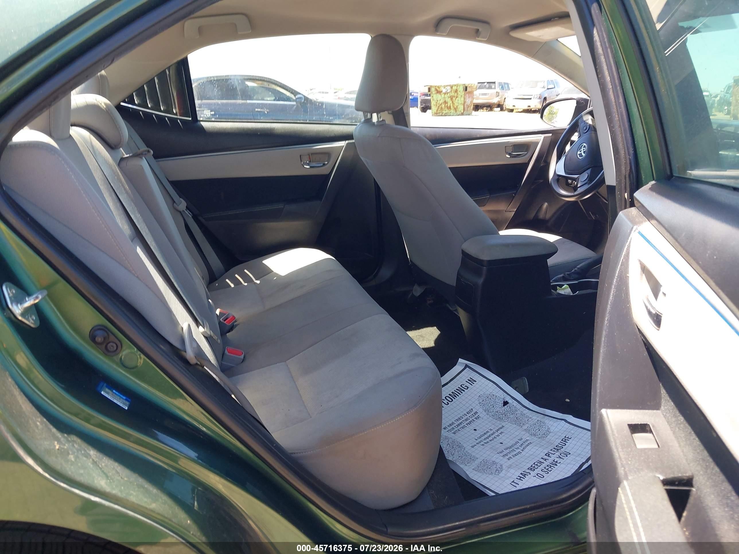 2015 Toyota Corolla Le Green vin: 5YFBURHE2FP245267