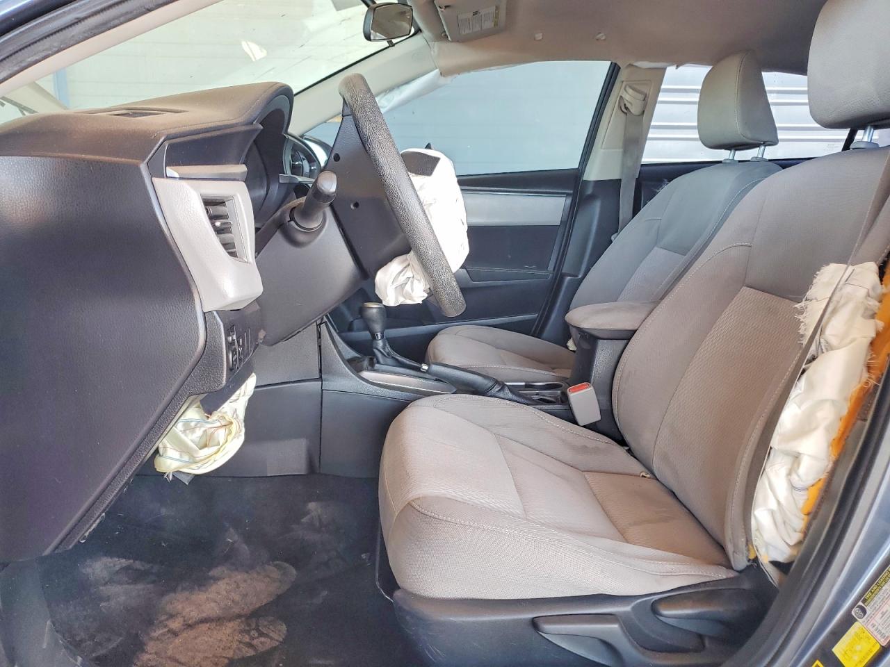 2015 Toyota Corolla Le Серый vin: 5YFBURHE2FP251456