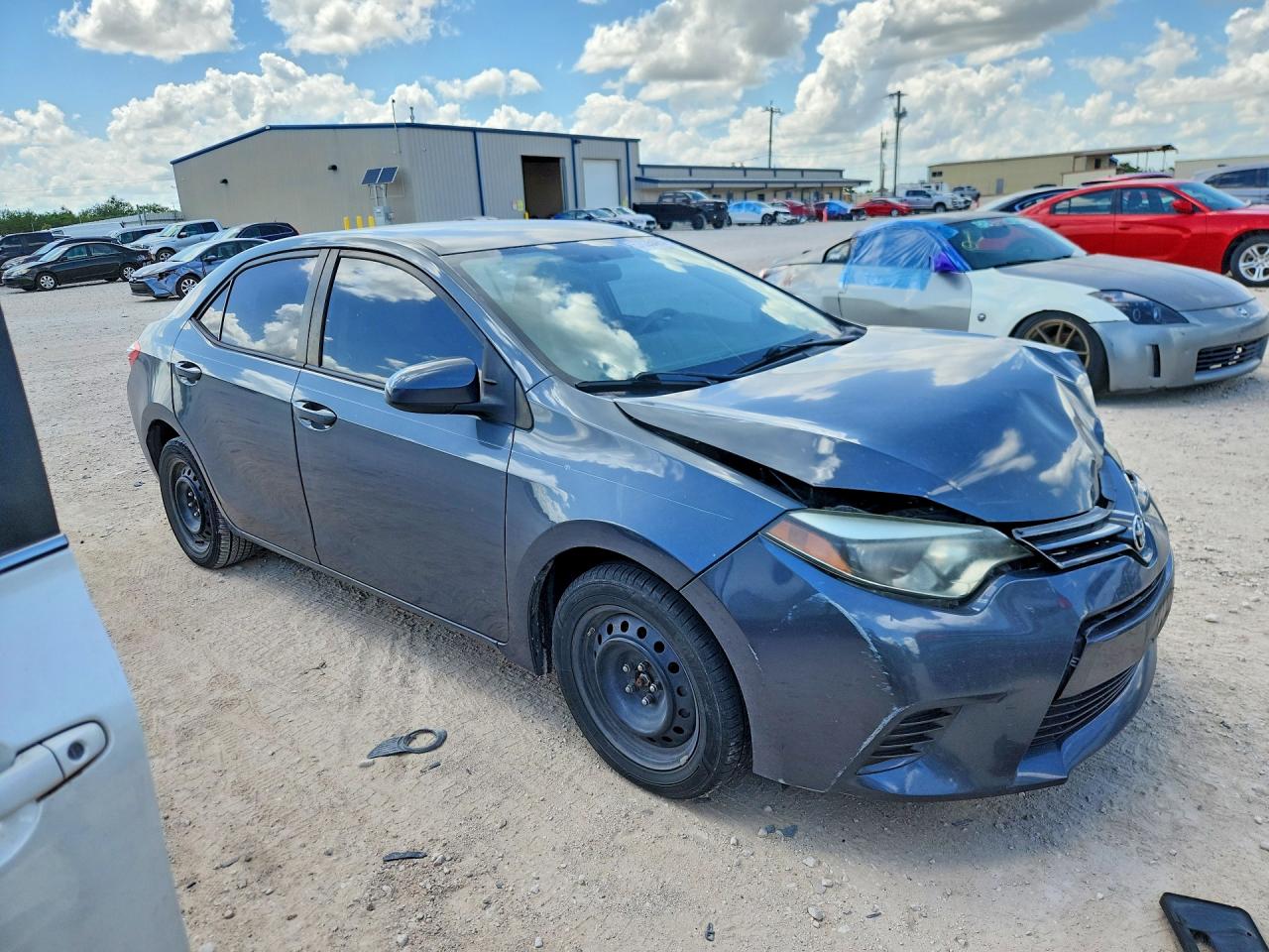 2015 Toyota Corolla Le Gray vin: 5YFBURHE2FP252347