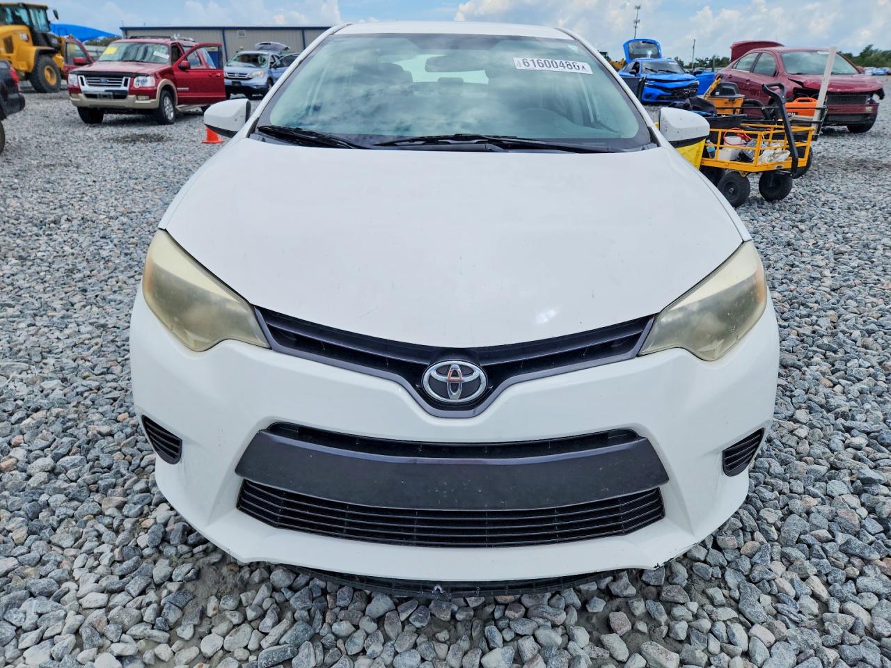 2015 Toyota Corolla Le Белый vin: 5YFBURHE2FP276664