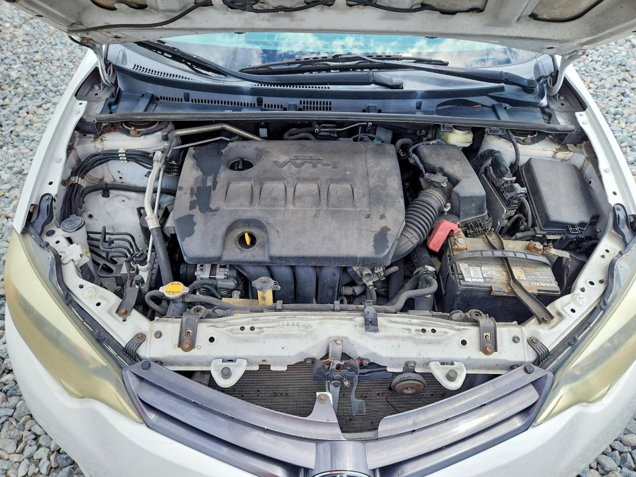2015 Toyota Corolla Le Белый vin: 5YFBURHE2FP276664