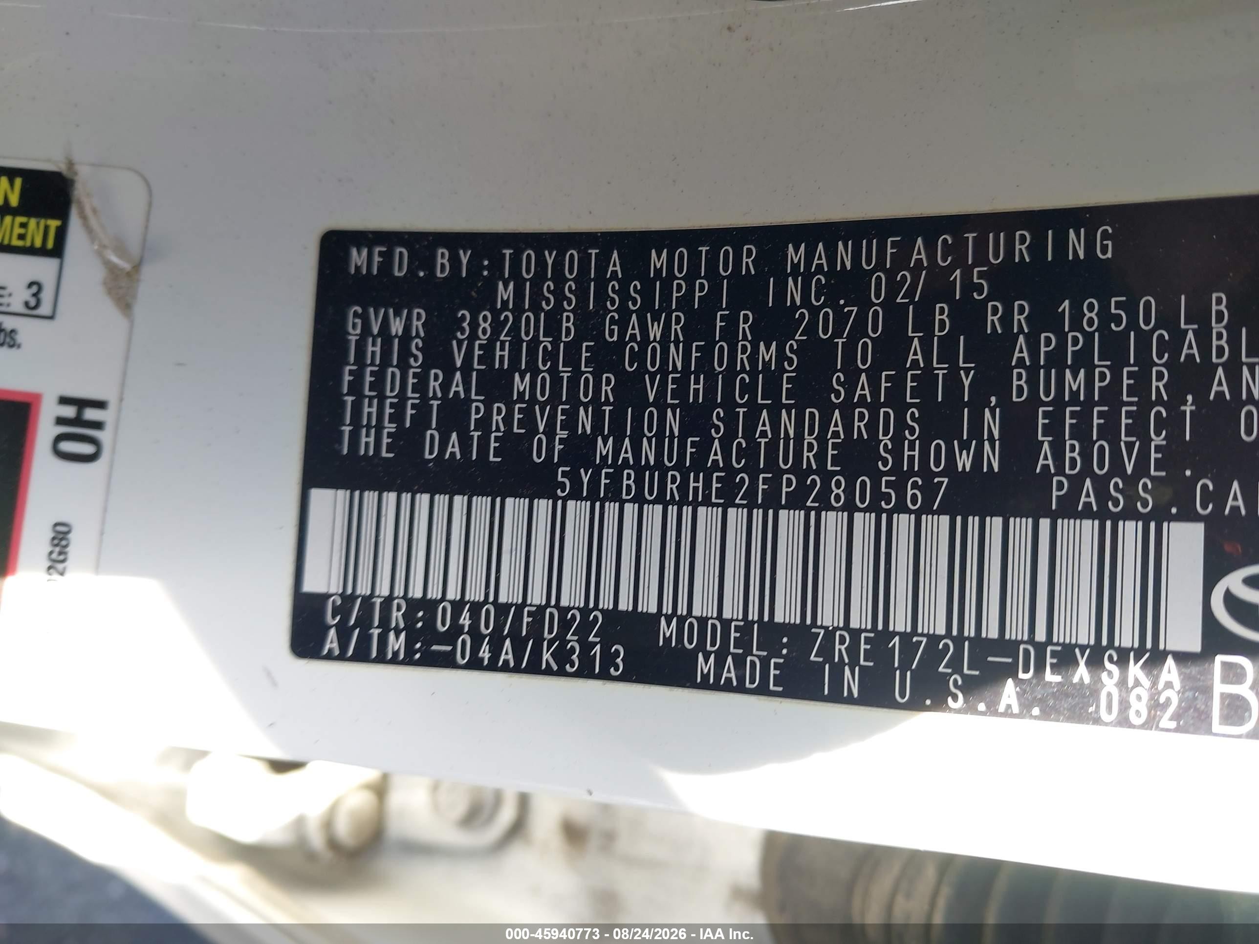2015 Toyota Corolla S Plus White vin: 5YFBURHE2FP280567
