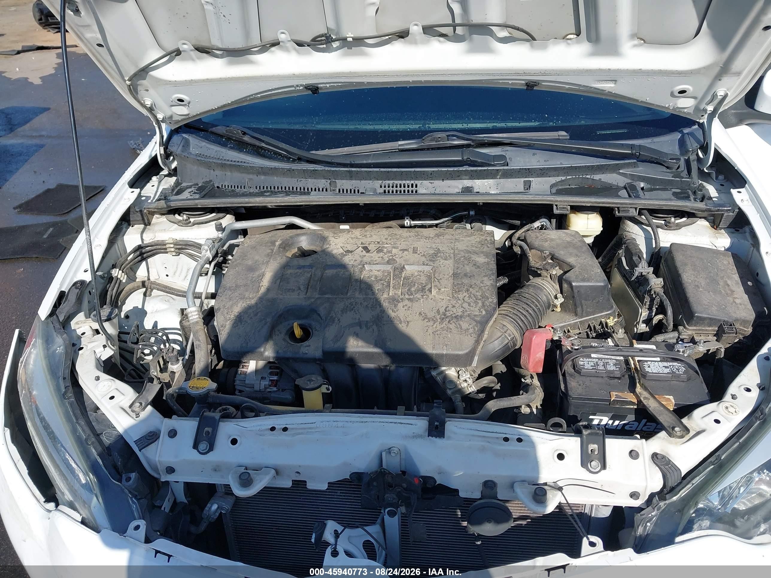 2015 Toyota Corolla S Plus White vin: 5YFBURHE2FP280567