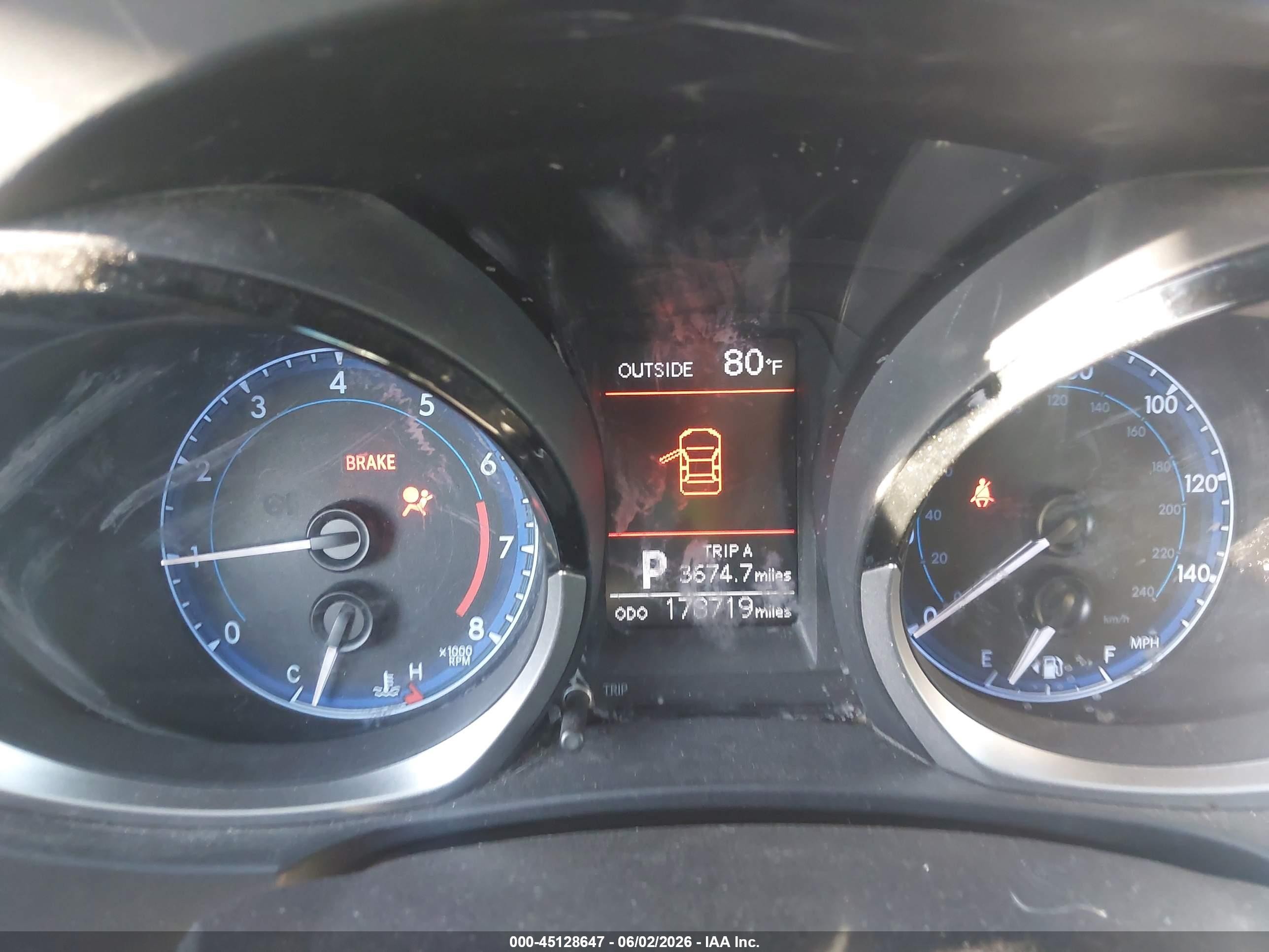 2015 Toyota Corolla S Plus Red vin: 5YFBURHE2FP287504