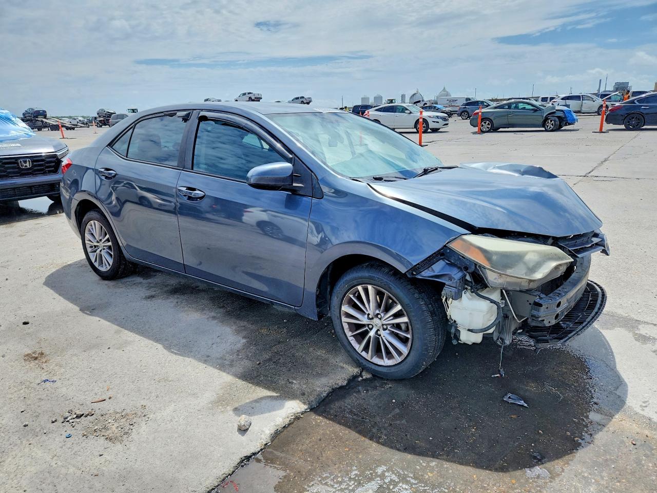 2015 Toyota Corolla Le Plus Turquoise vin: 5YFBURHE2FP289379