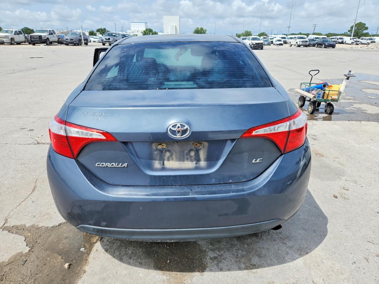 2015 Toyota Corolla Le Plus Turquoise vin: 5YFBURHE2FP289379