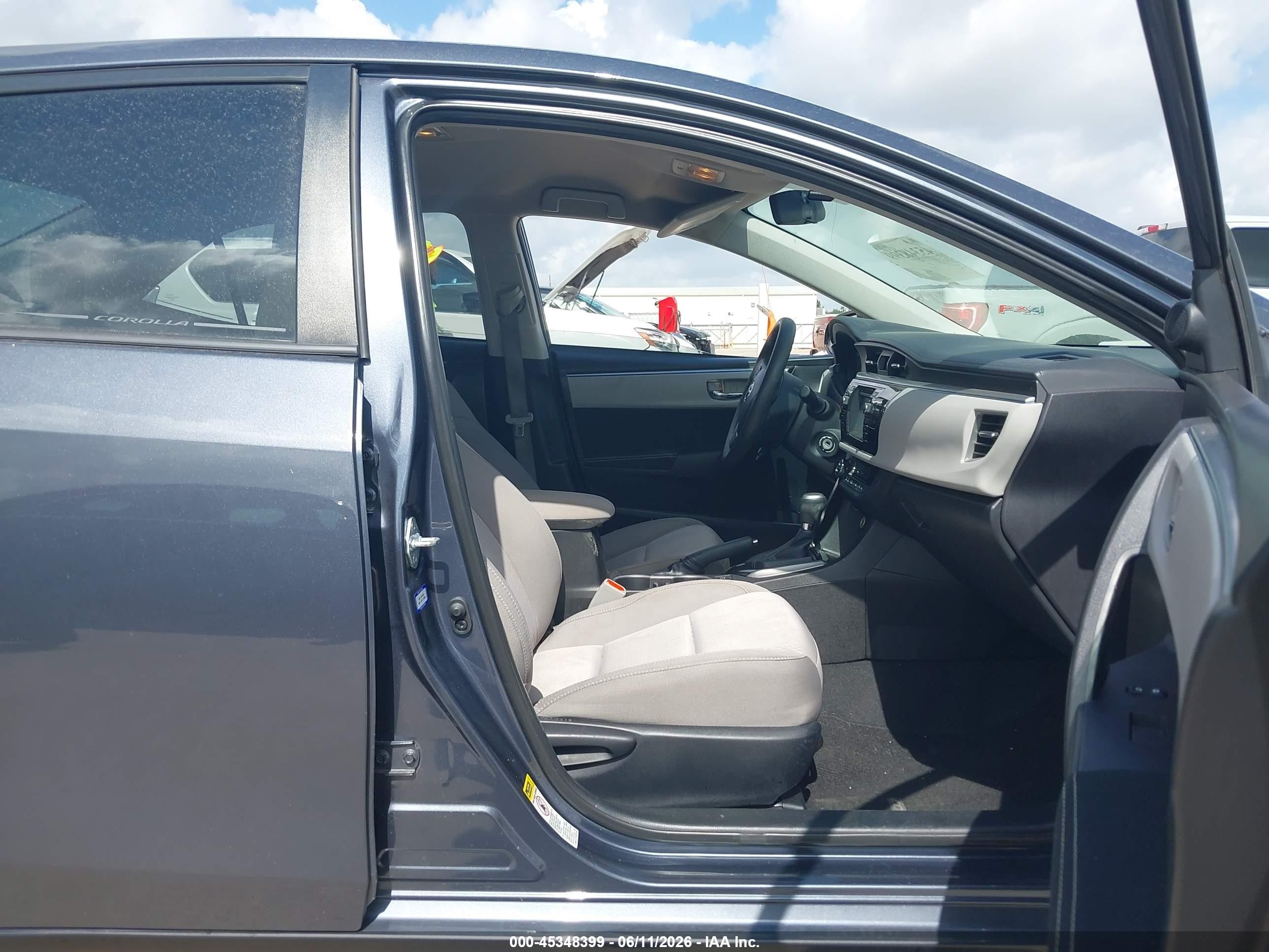 2015 Toyota Corolla Le Gray vin: 5YFBURHE2FP293416