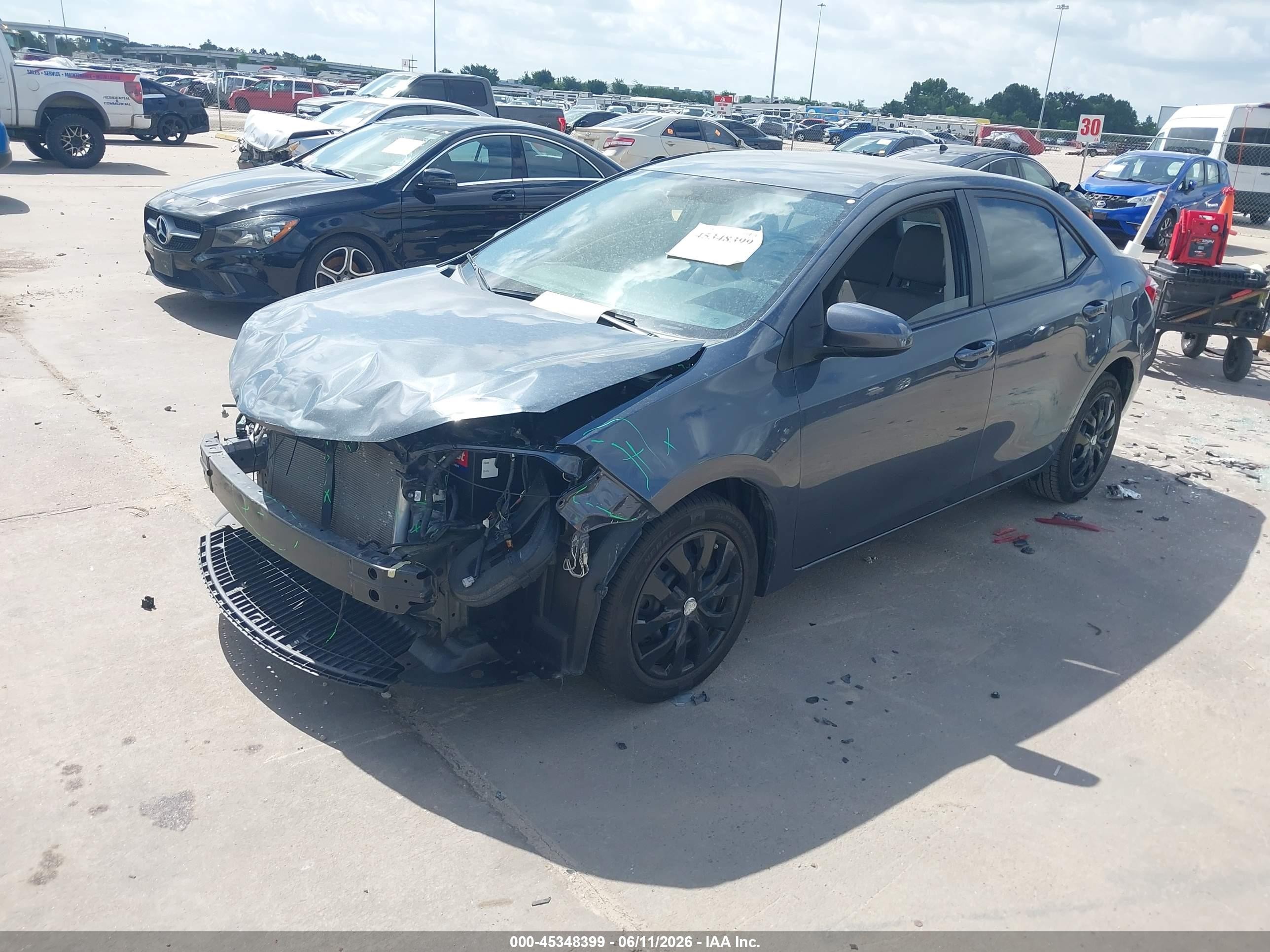 2015 Toyota Corolla Le Gray vin: 5YFBURHE2FP293416