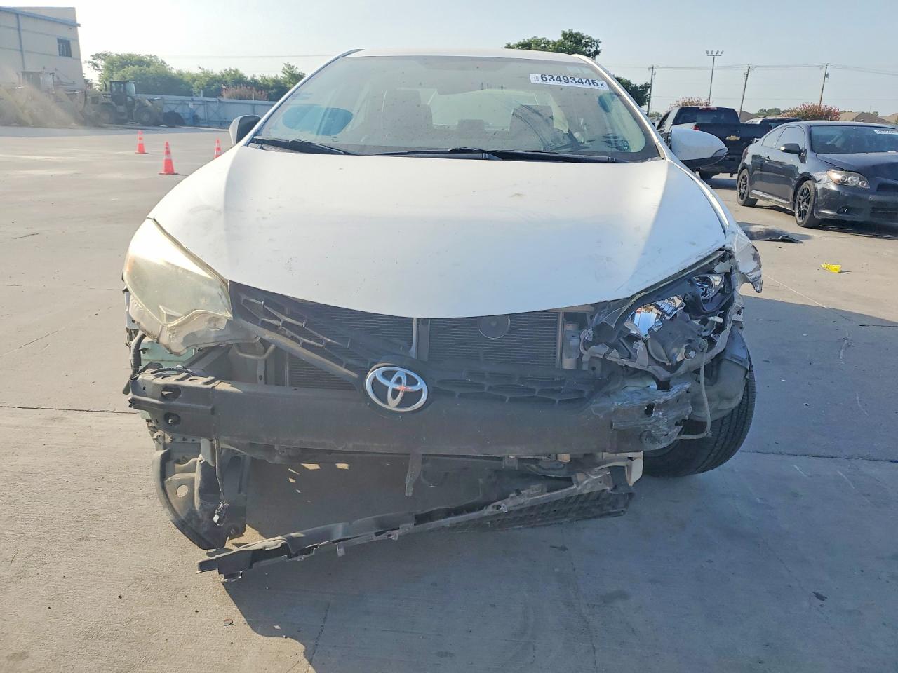 2015 Toyota Corolla S Plus White vin: 5YFBURHE2FP294906