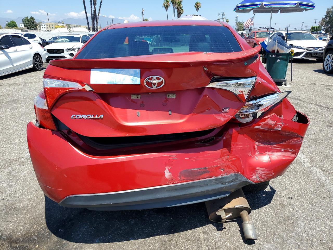 2015 Toyota Corolla S Plus Red vin: 5YFBURHE2FP309288