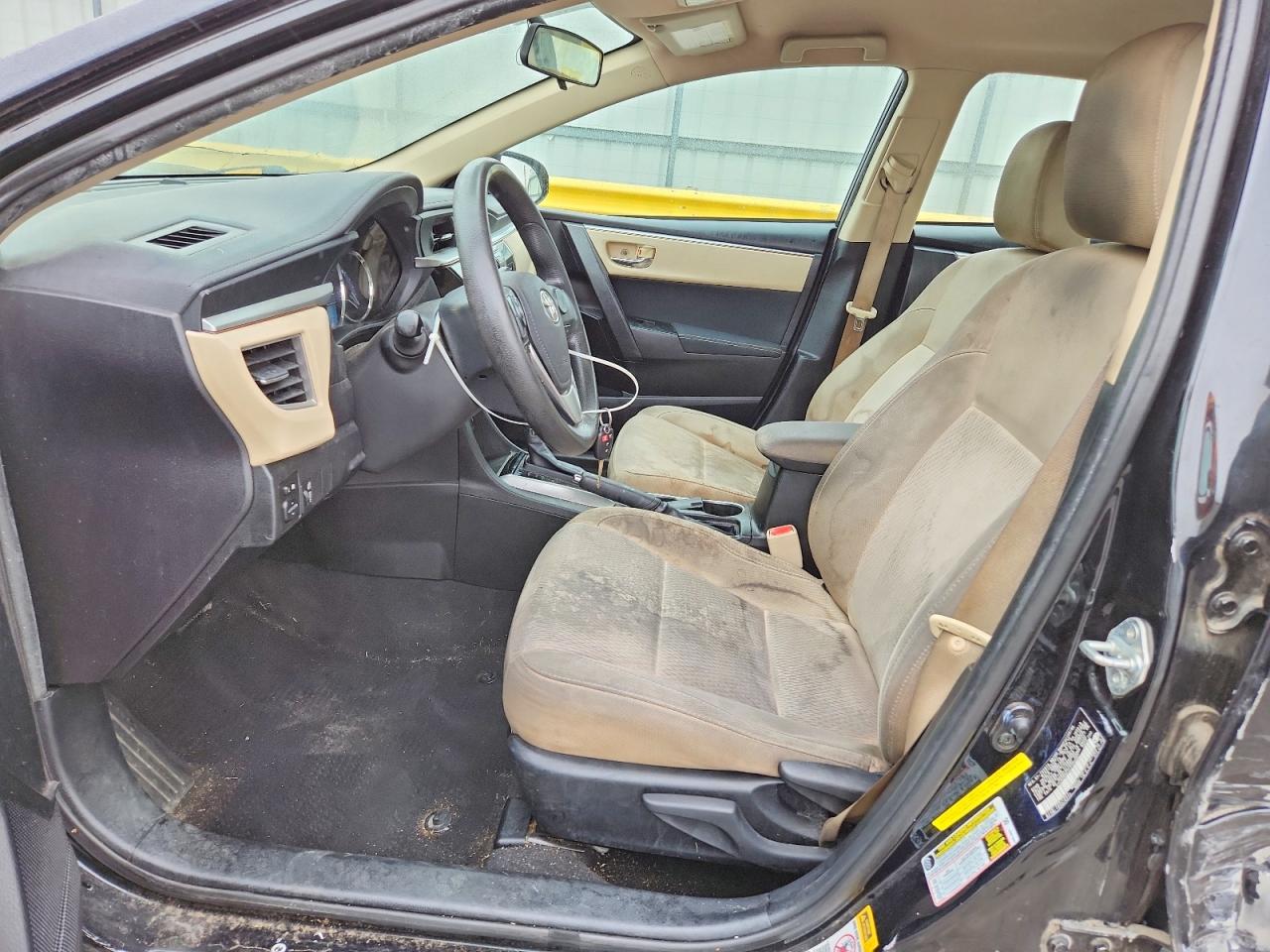 2015 Toyota Corolla Le Black vin: 5YFBURHE2FP309887