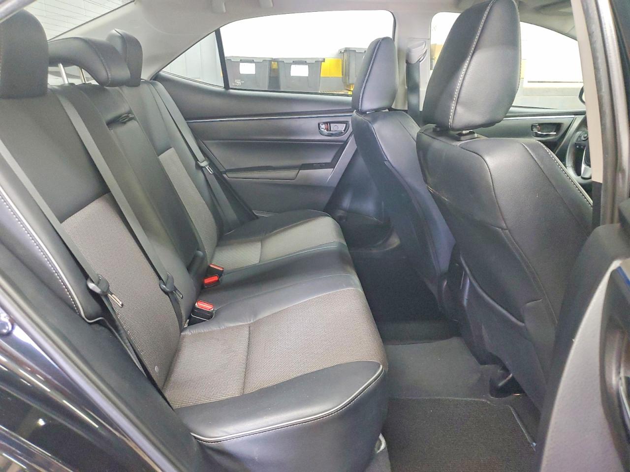 2015 Toyota Corolla S Plus Black vin: 5YFBURHE2FP332652