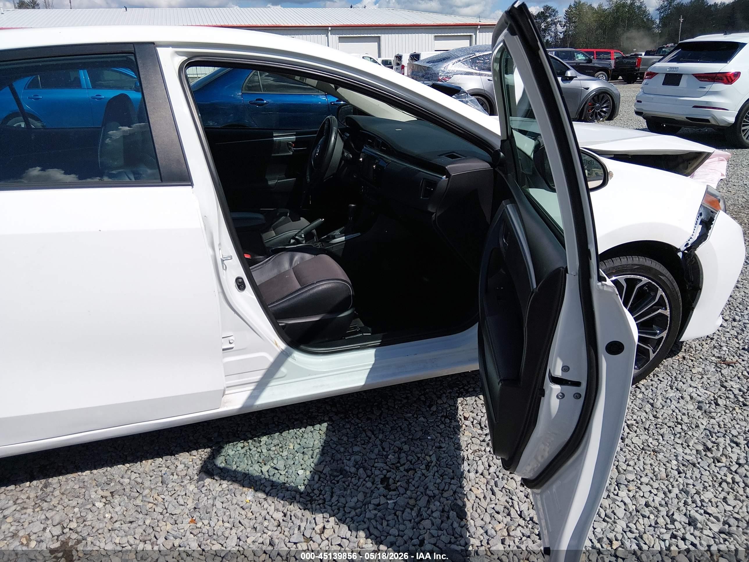 2015 Toyota Corolla S Plus White vin: 5YFBURHE2FP349936