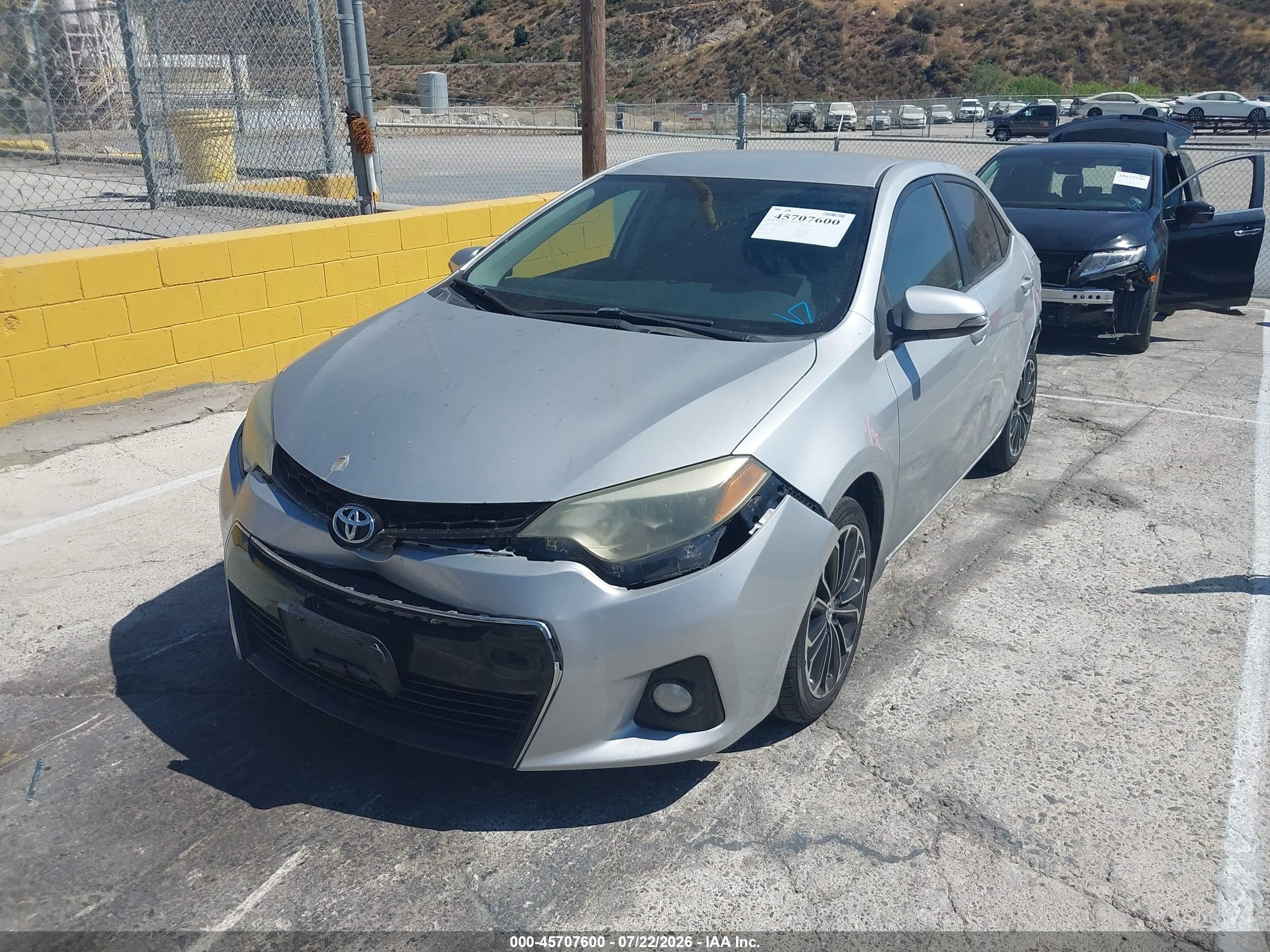 2015 Toyota Corolla S Plus Gray vin: 5YFBURHE2FP351878