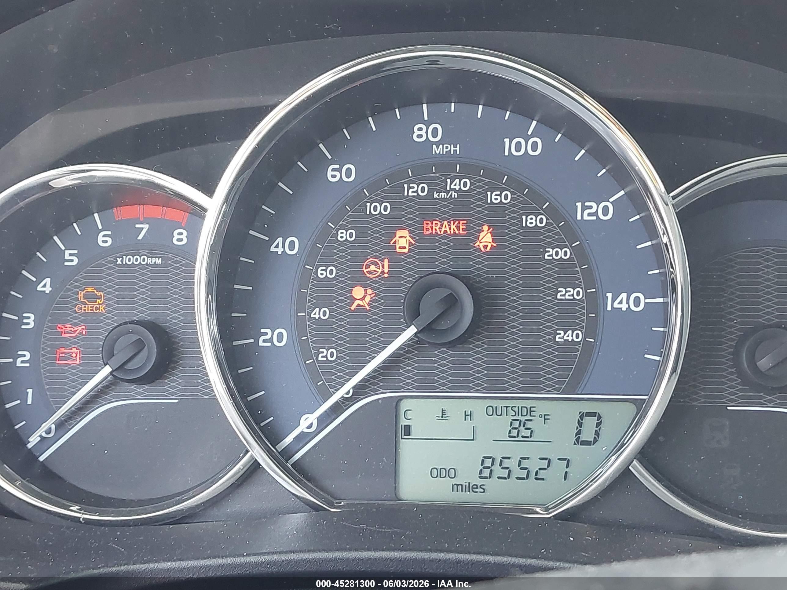 2015 Toyota Corolla Le Plus Белый vin: 5YFBURHE2FP357843