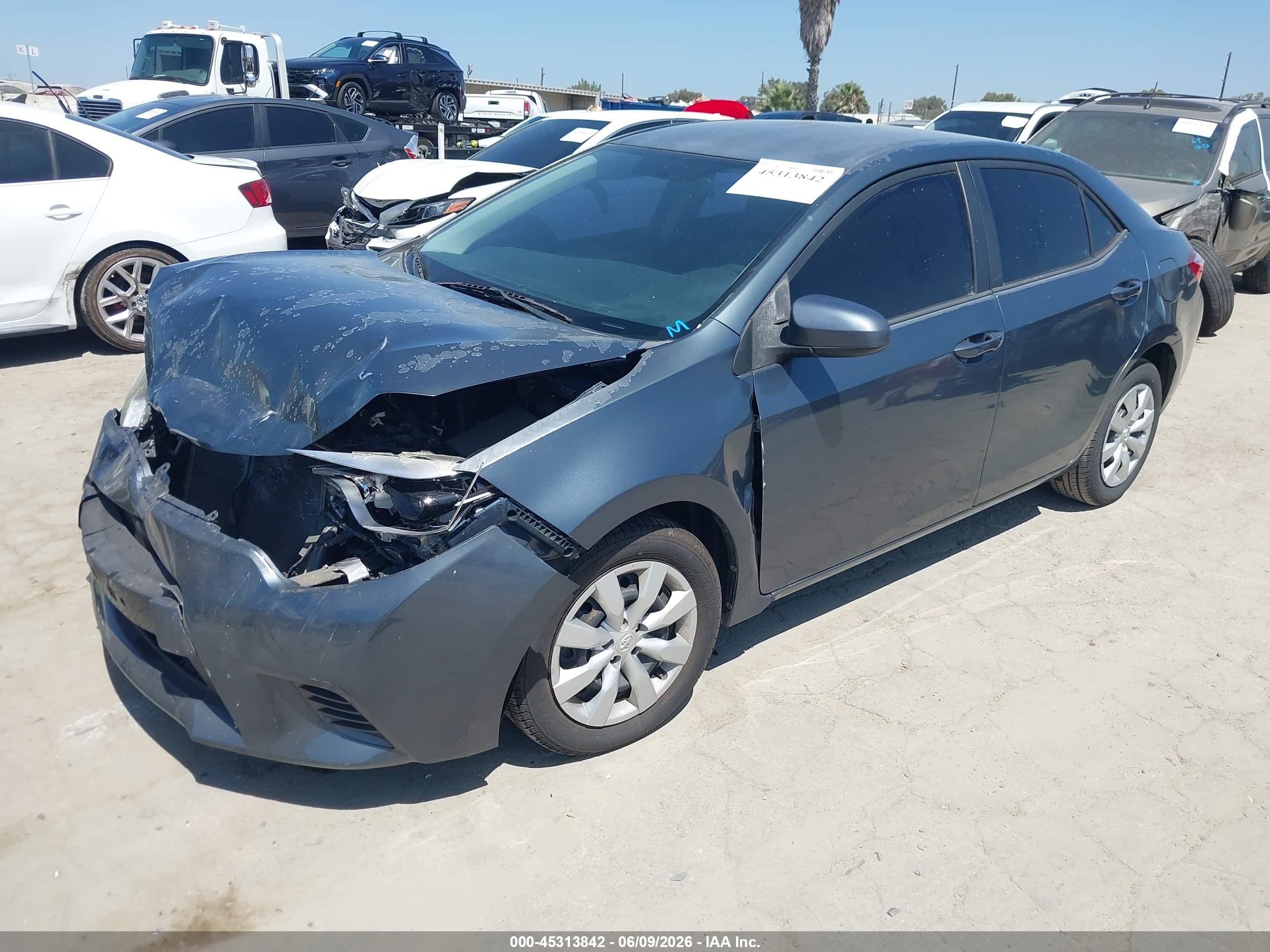 2015 Toyota Corolla Le Gray vin: 5YFBURHE2FP365103