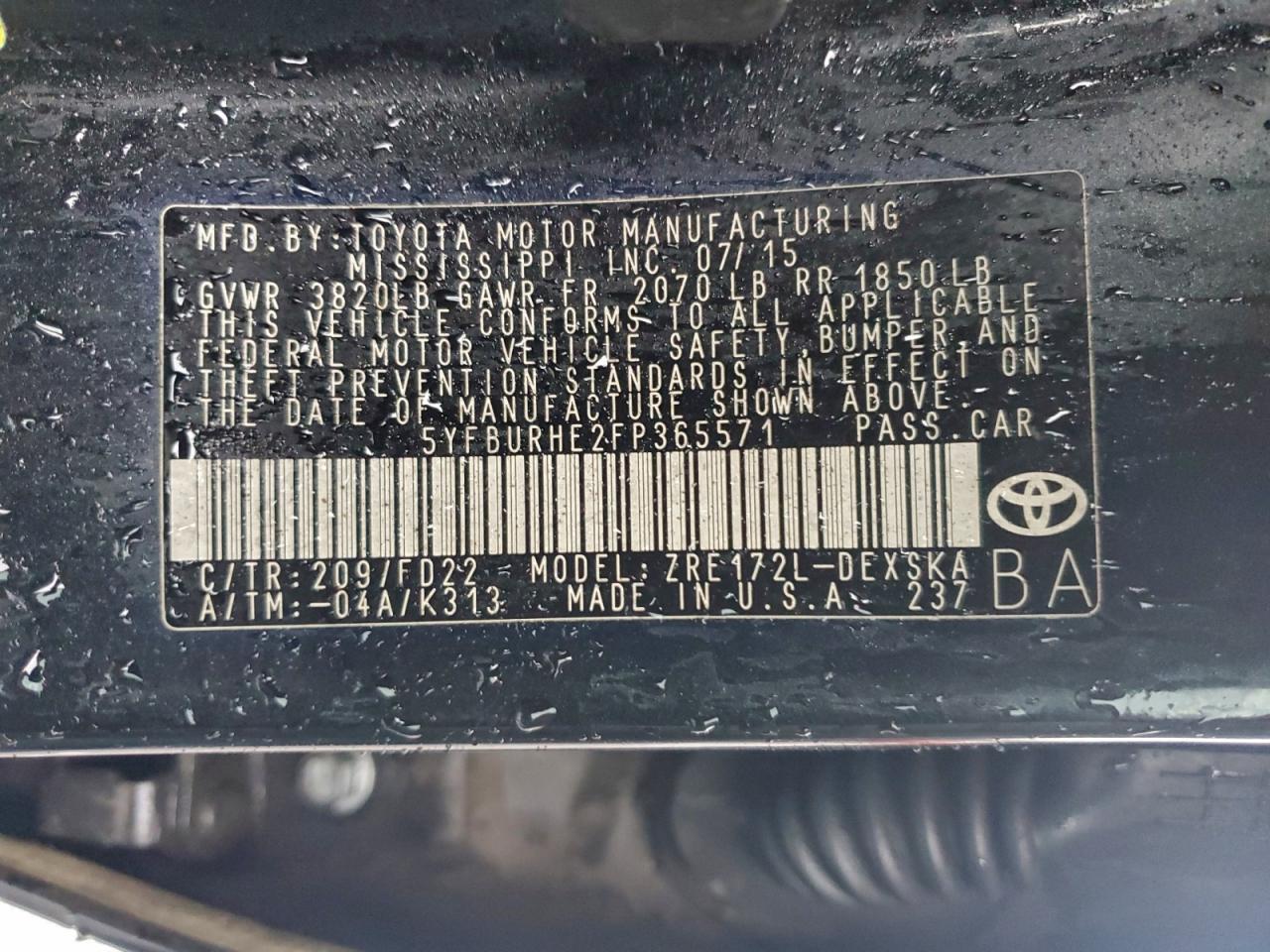2015 Toyota Corolla L Black vin: 5YFBURHE2FP365571