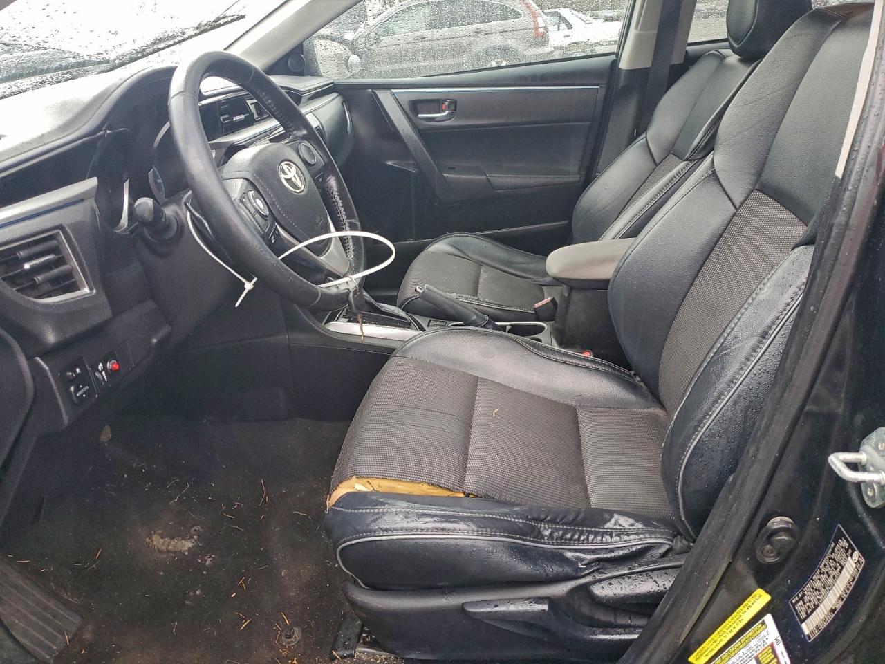 2015 Toyota Corolla L Black vin: 5YFBURHE2FP365571