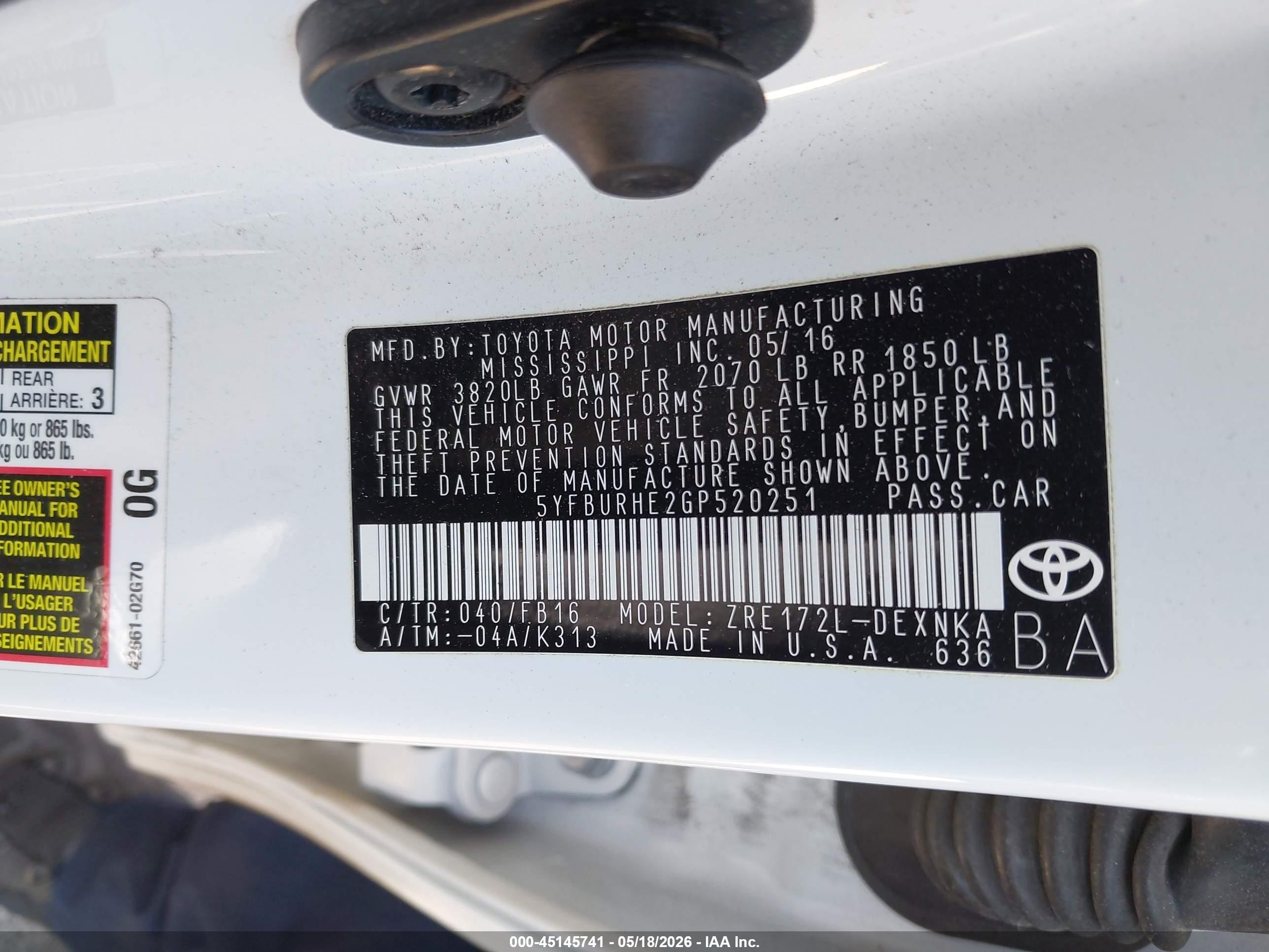 2016 Toyota Corolla Le White vin: 5YFBURHE2GP520251