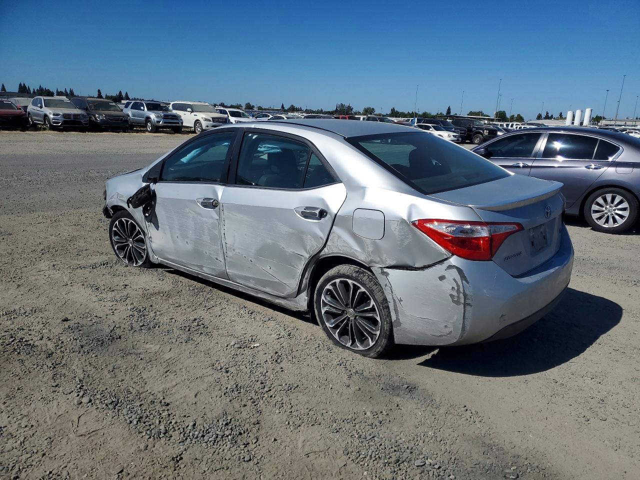 2016 Toyota Corolla S Plus Silver vin: 5YFBURHE2GP533016