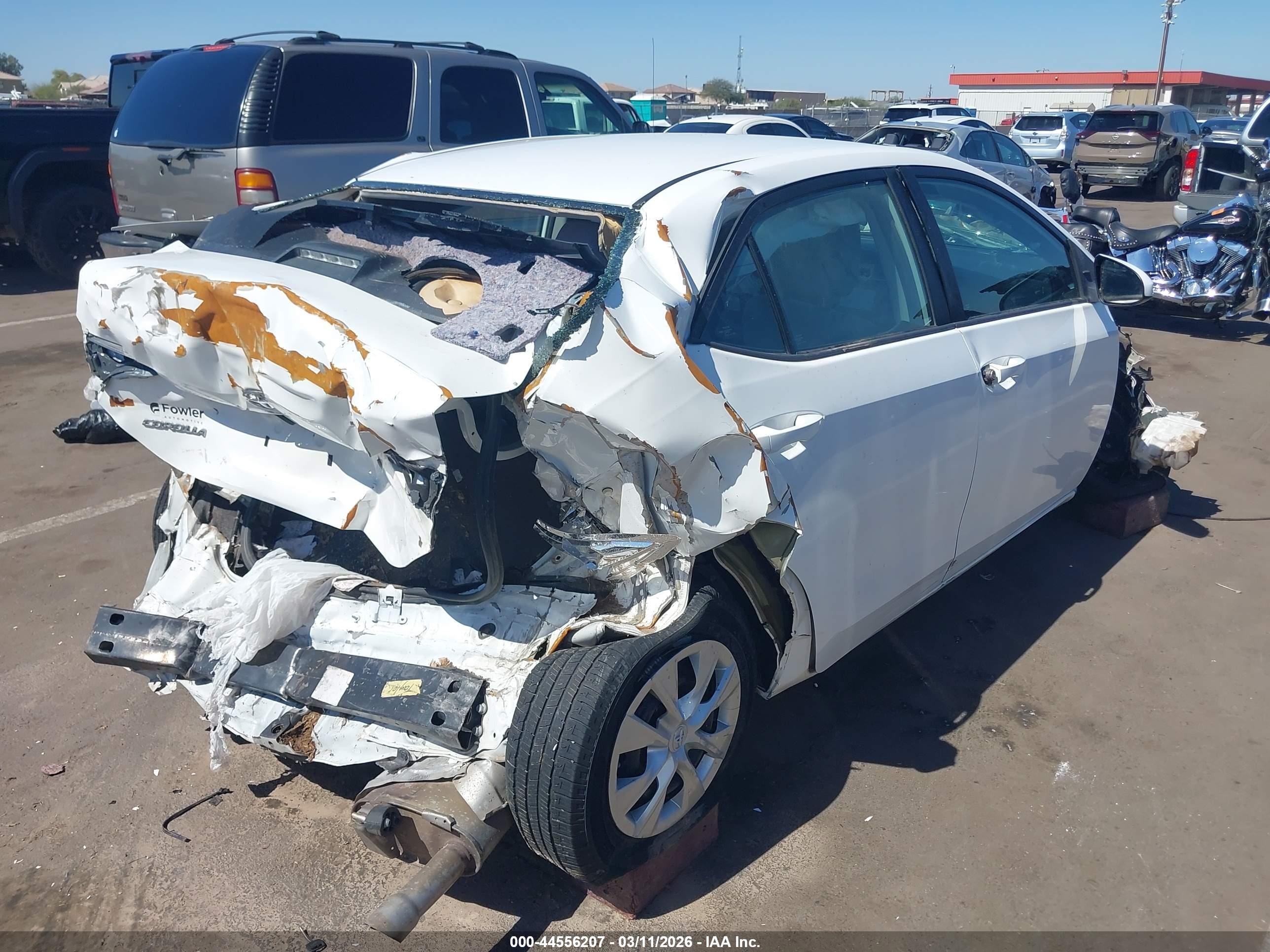 2017 Toyota Corolla L White vin: 5YFBURHE2HP693429