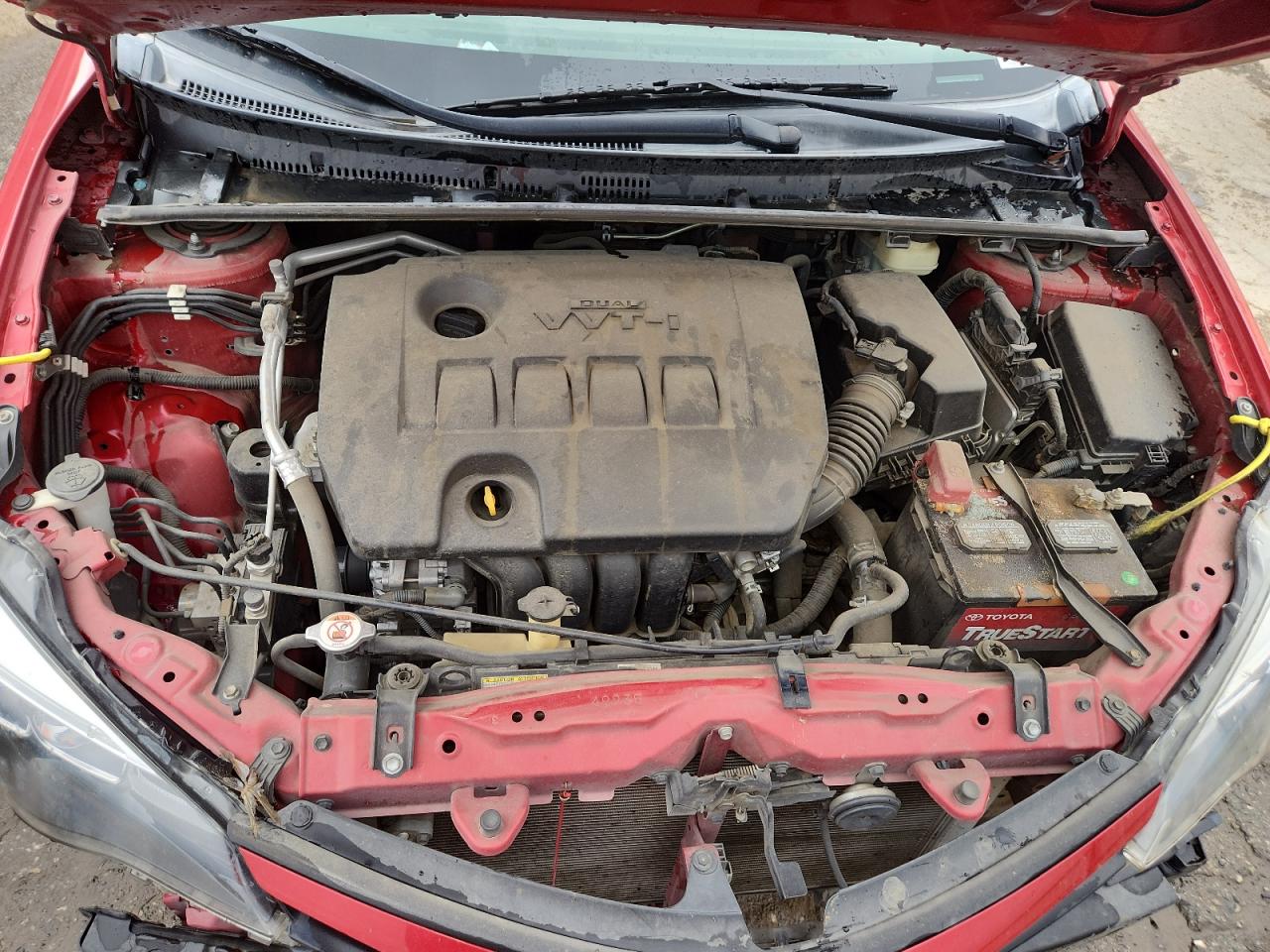 2017 Toyota Corolla Se Red vin: 5YFBURHE2HP725327 Damage: Battery Terminals, Corrosion, Replacement Required