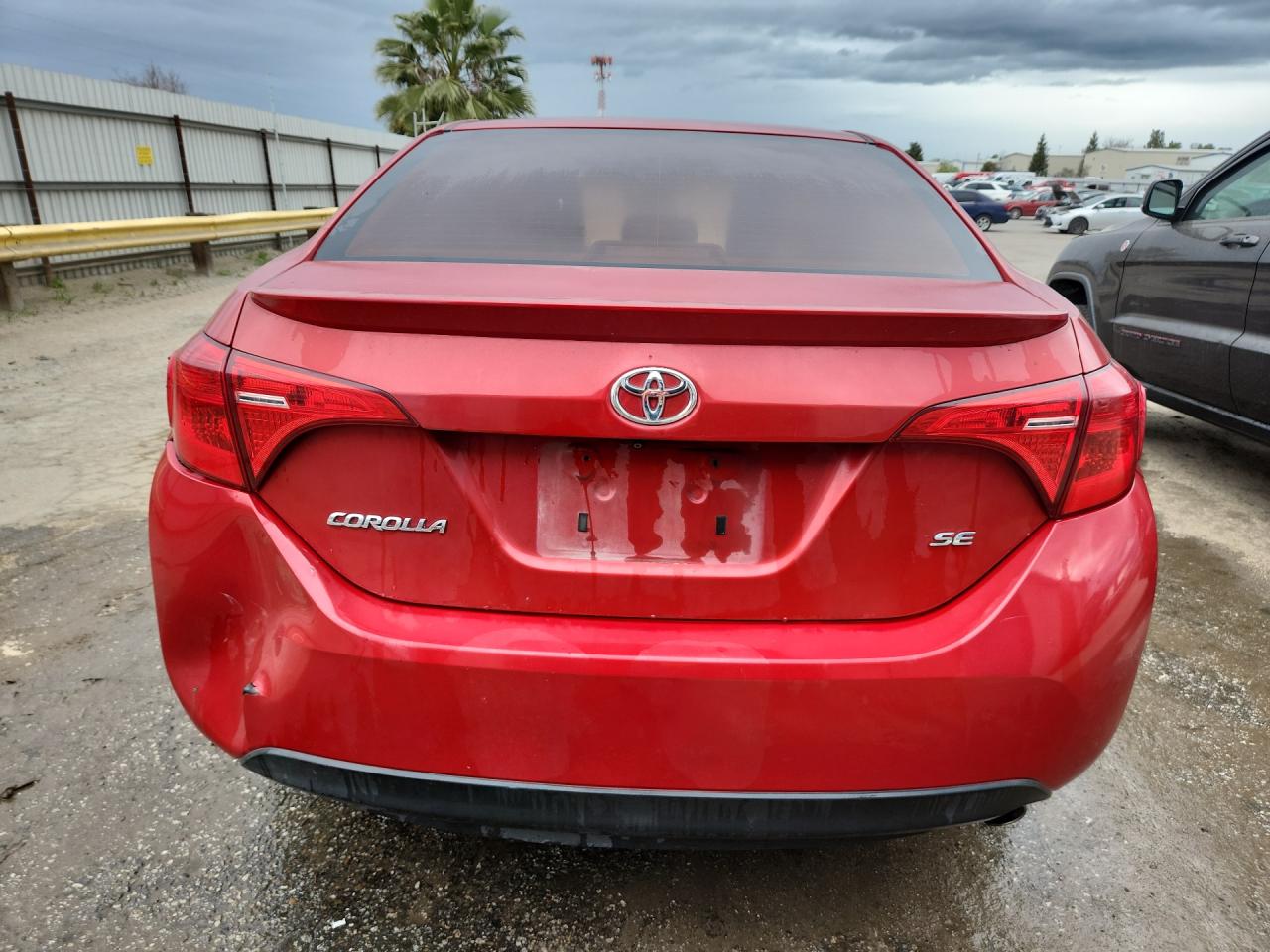 2017 Toyota Corolla Se Red vin: 5YFBURHE2HP725327 Damage: Rear Bumper, Dent(S) W/ Paint Dmg, 7 To 8 Inches