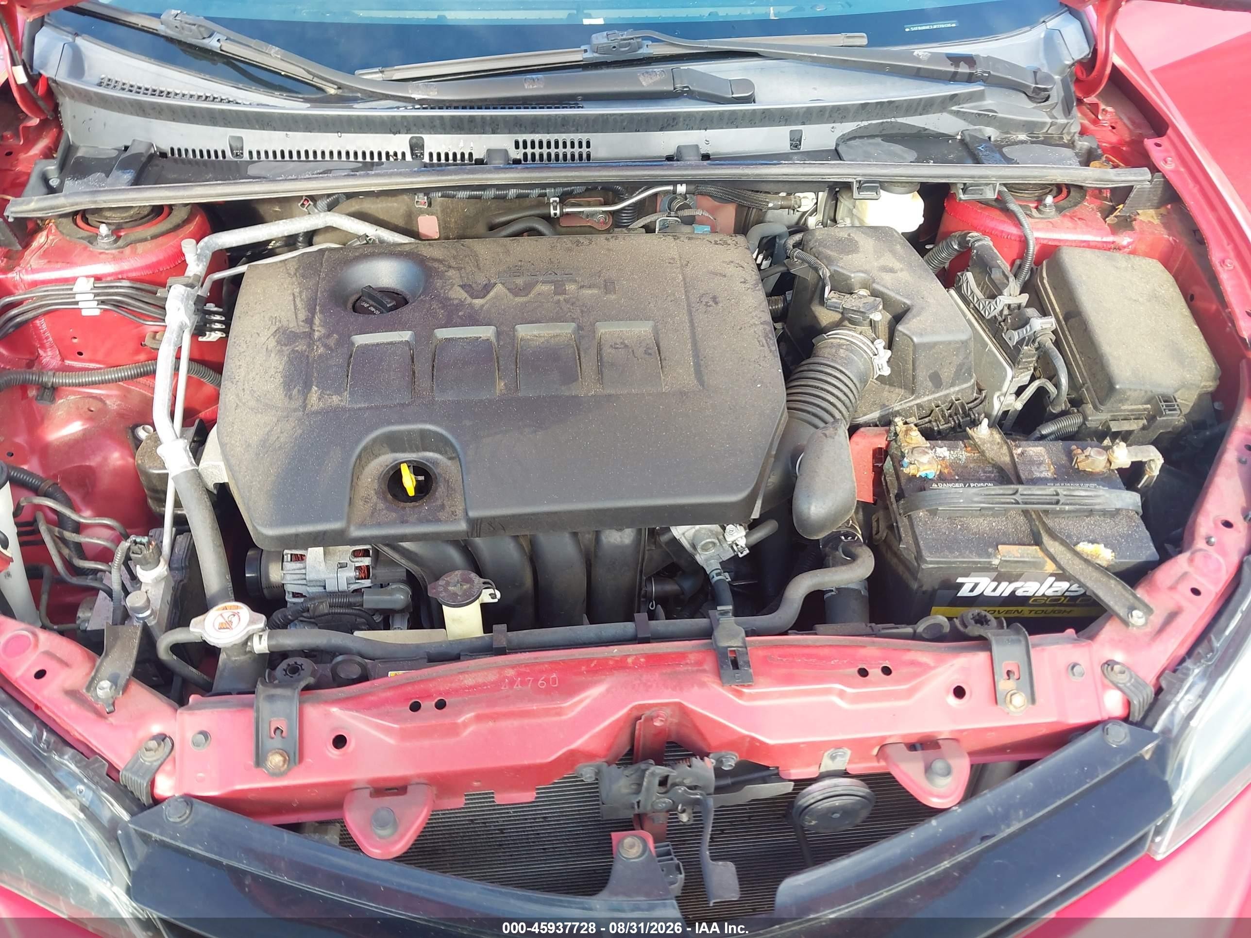 2018 Toyota Corolla Le Red vin: 5YFBURHE2JP770130