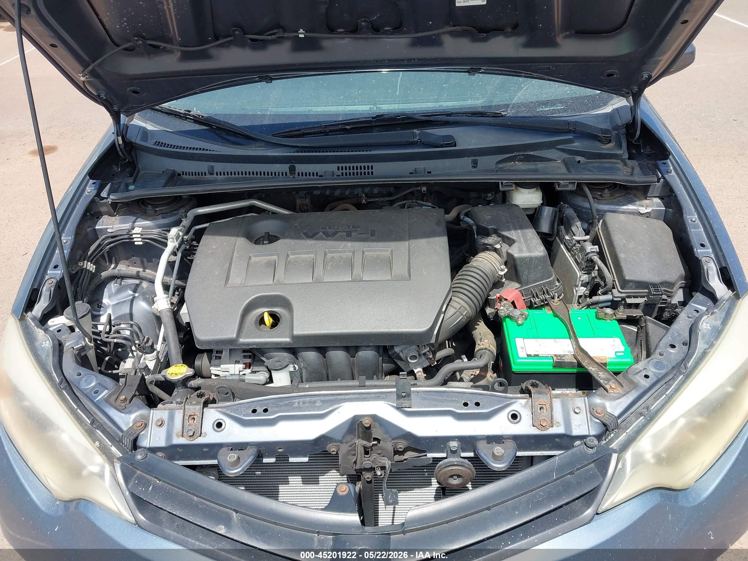 2014 Toyota Corolla L Blue vin: 5YFBURHE3EP007393
