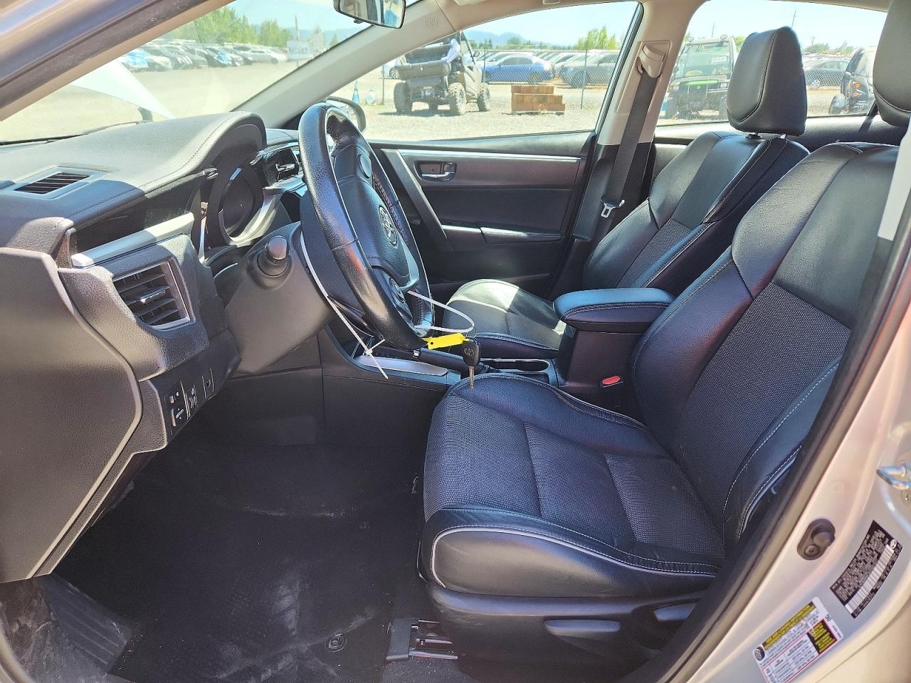 2014 Toyota Corolla L Silver vin: 5YFBURHE3EP007927