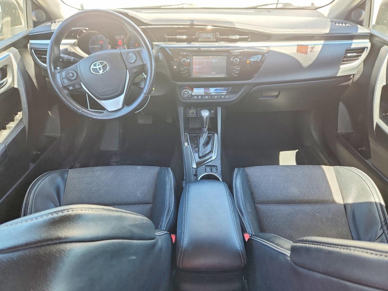 2014 Toyota Corolla L Silver vin: 5YFBURHE3EP007927