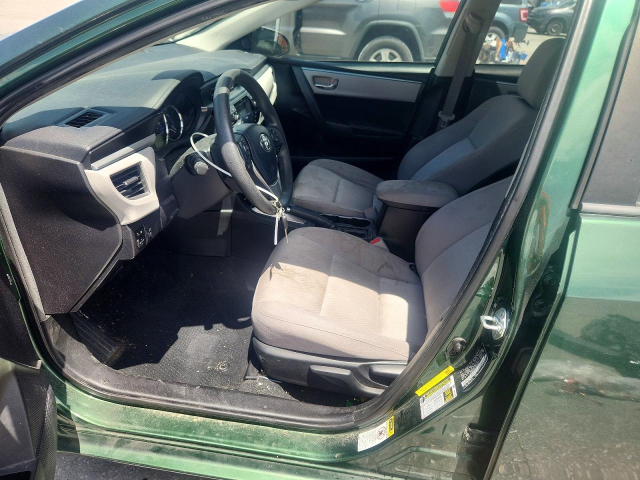 2014 Toyota Corolla Le Plus Green vin: 5YFBURHE3EP009533